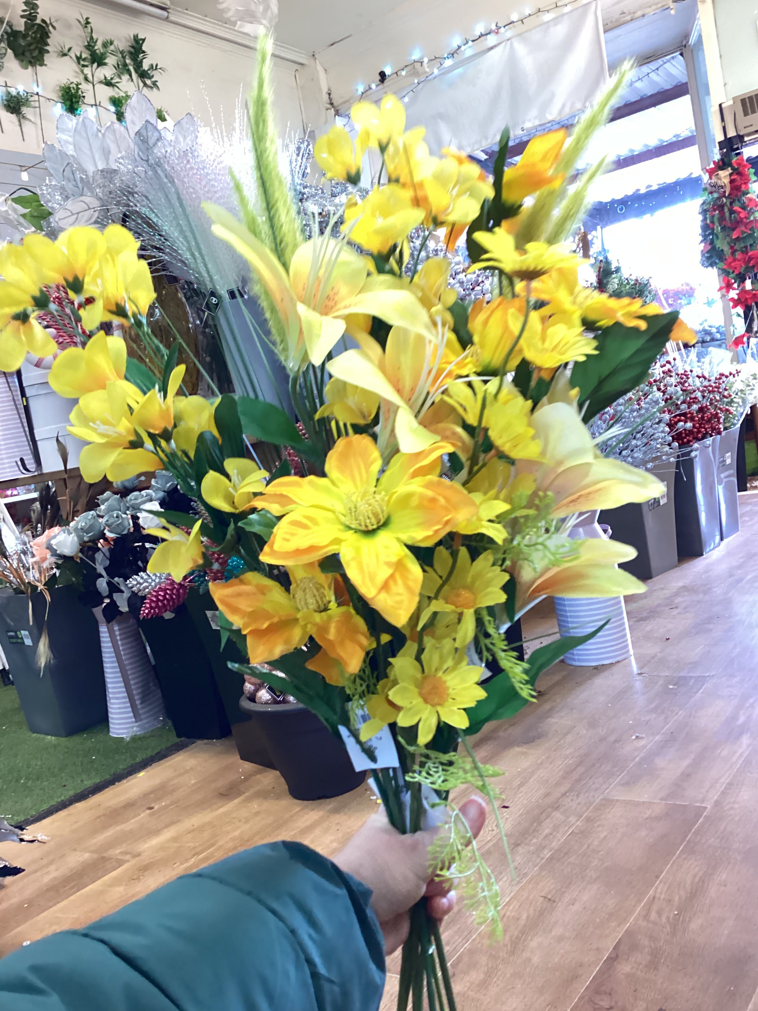 Clearance long stem 10 - 10 mixed stems