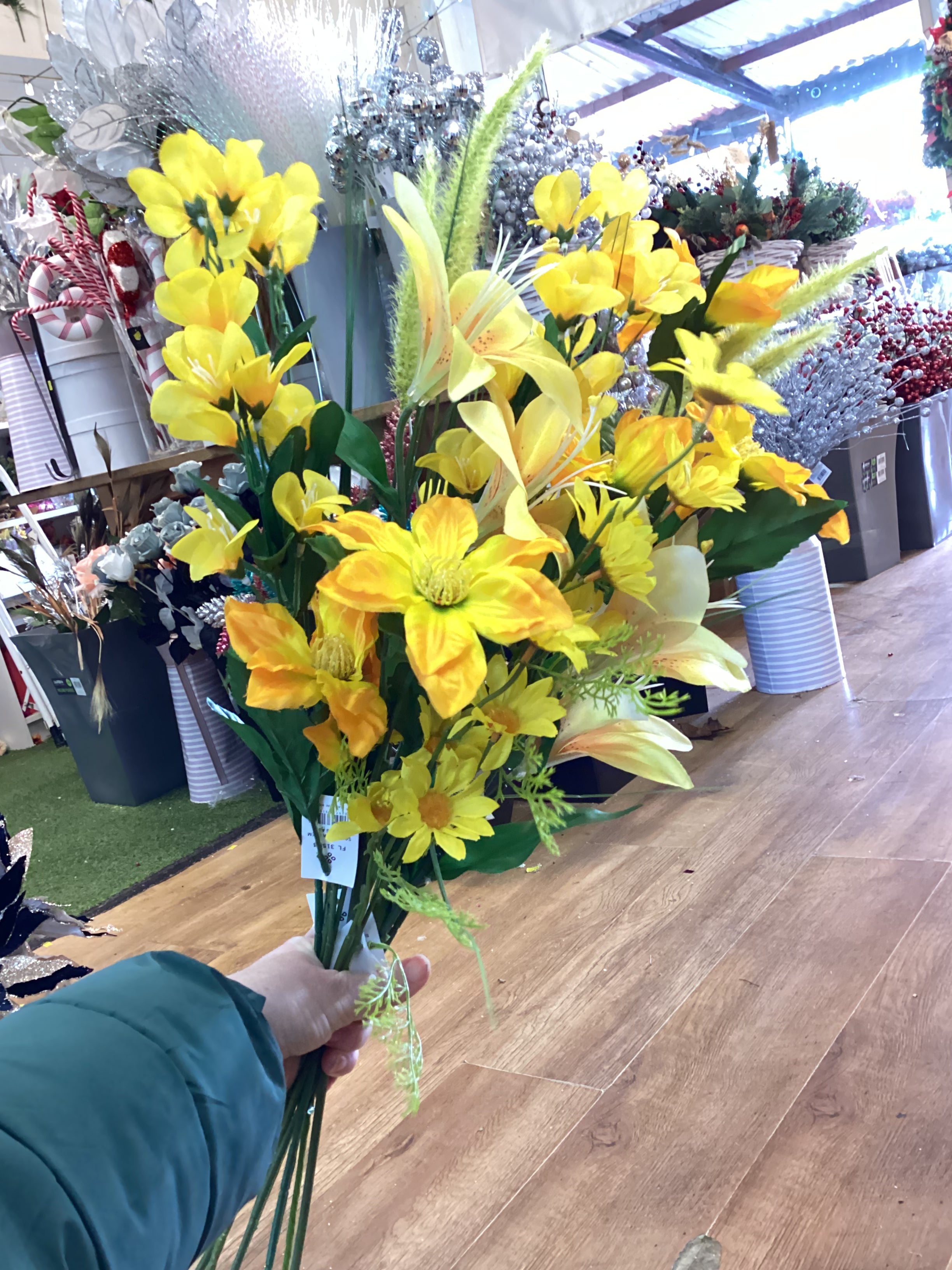 Clearance long stem 10 - 10 mixed stems