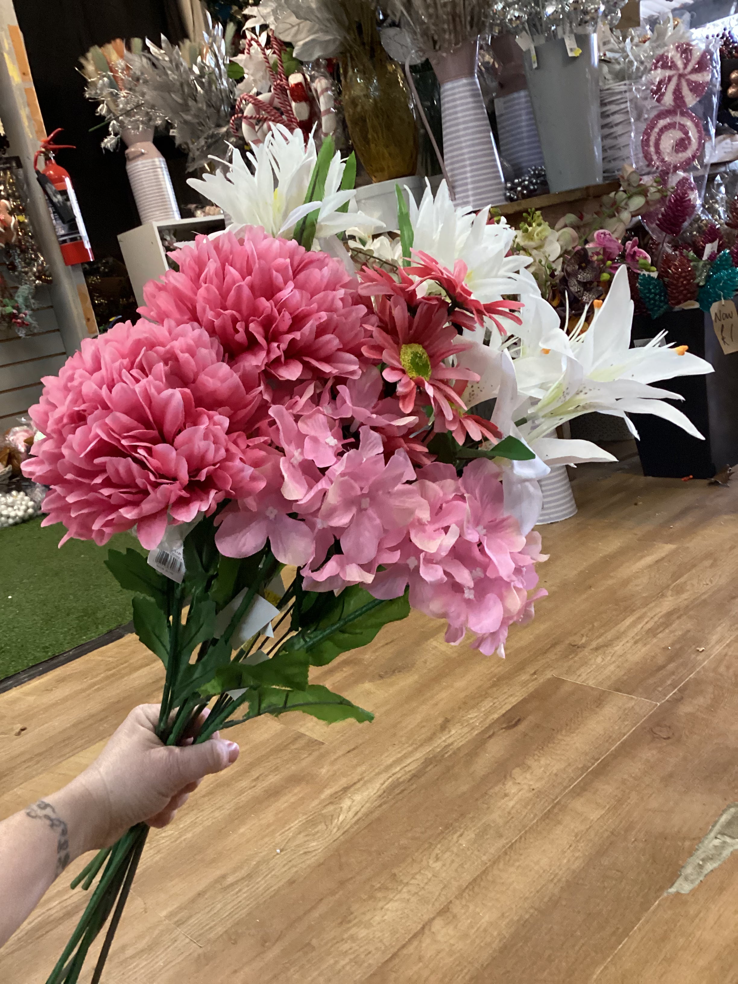 Clearance long stem 9 - 10 mixed stems