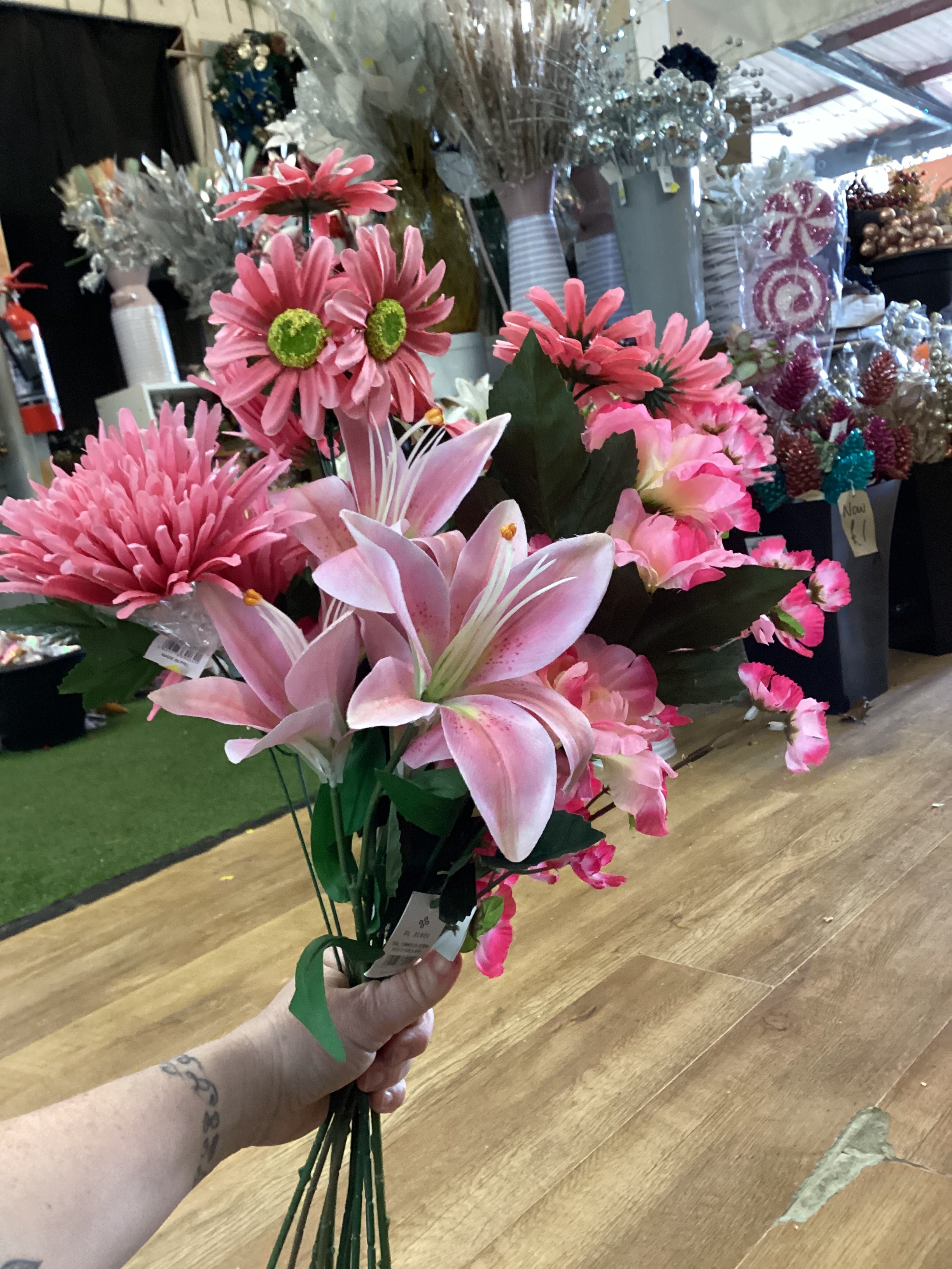 Clearance long stem 13 - 10 mixed stems