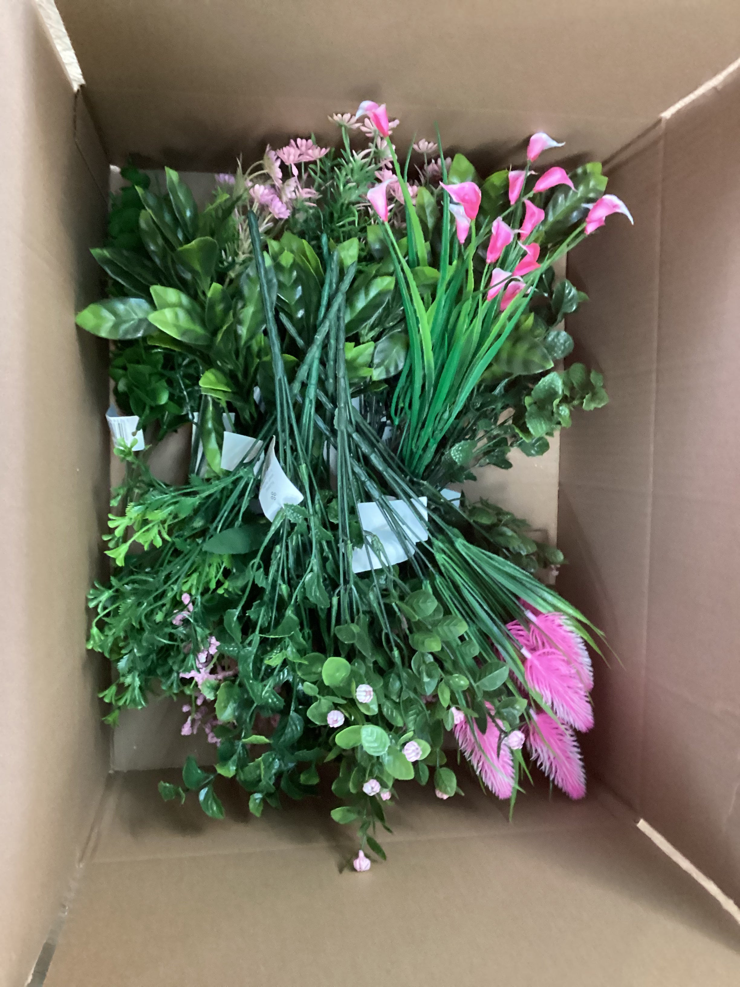 Greenery 9 - 20 mixed bunches