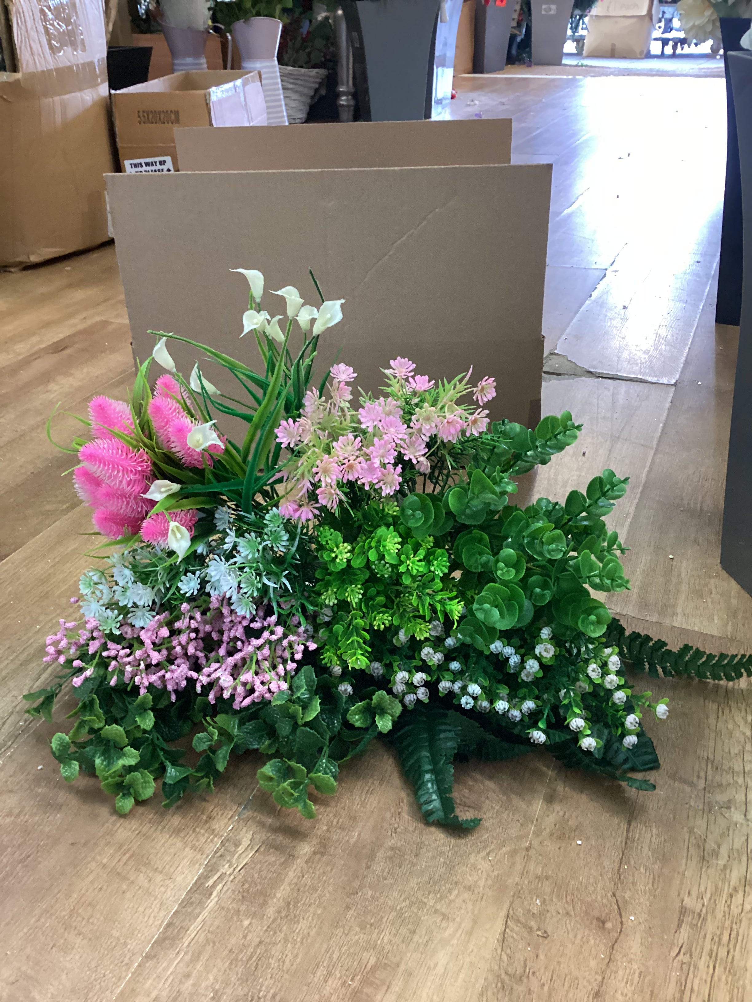 Greenery 10 - 20 mixed bunches