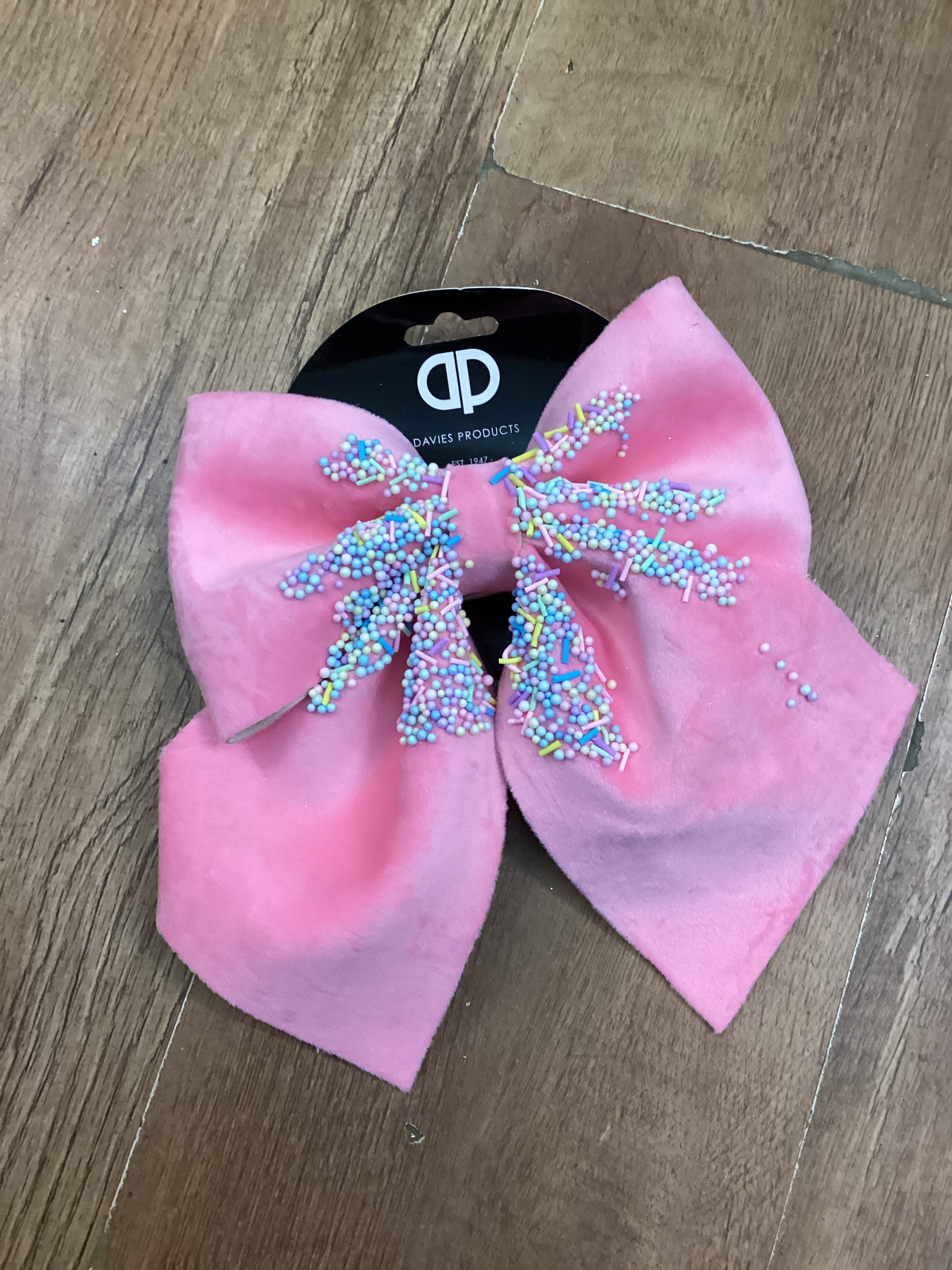 20x25cm pink velvet and pastel sprinkle bow