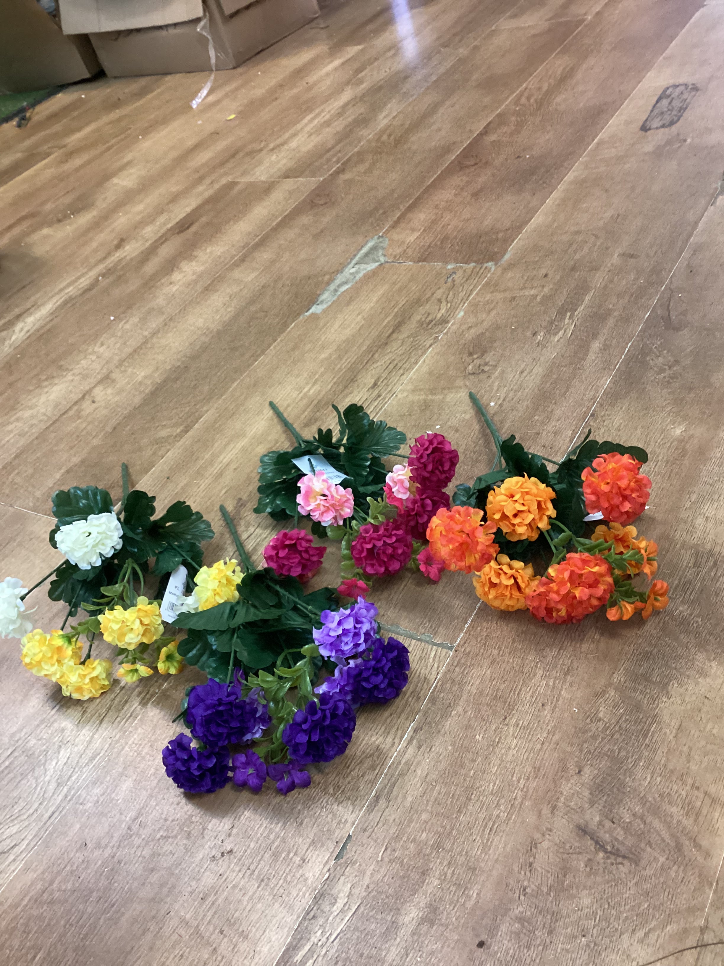 Marigold posey - 4 colours available