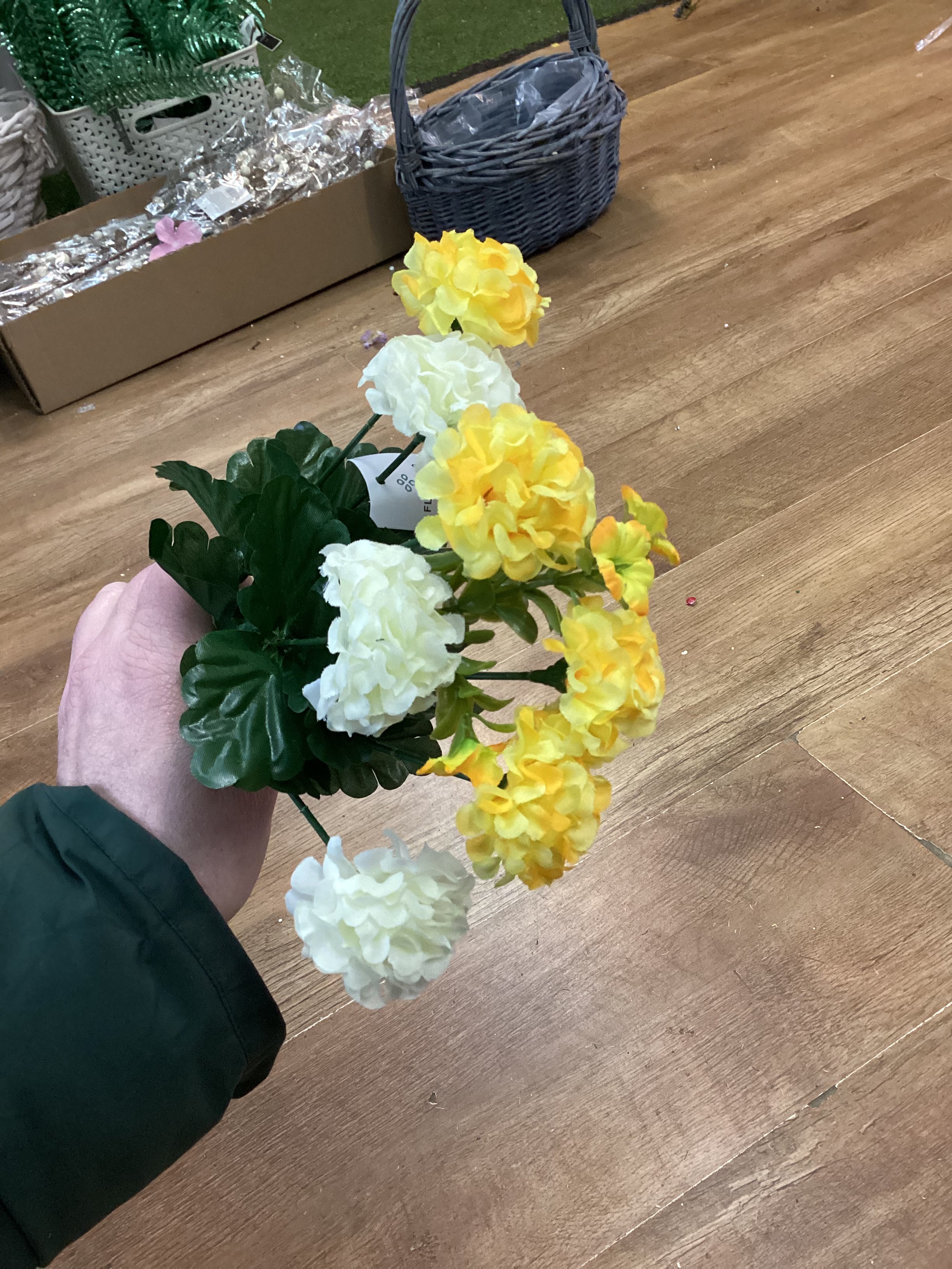 Marigold posey - 4 colours available