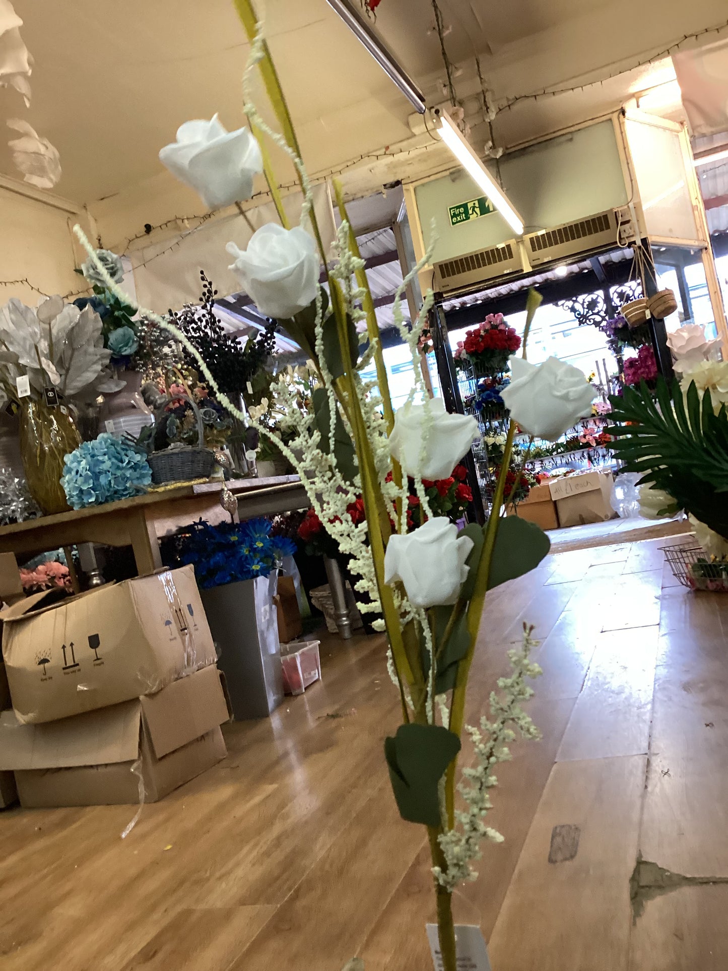Long stem white and cream rose mix spray