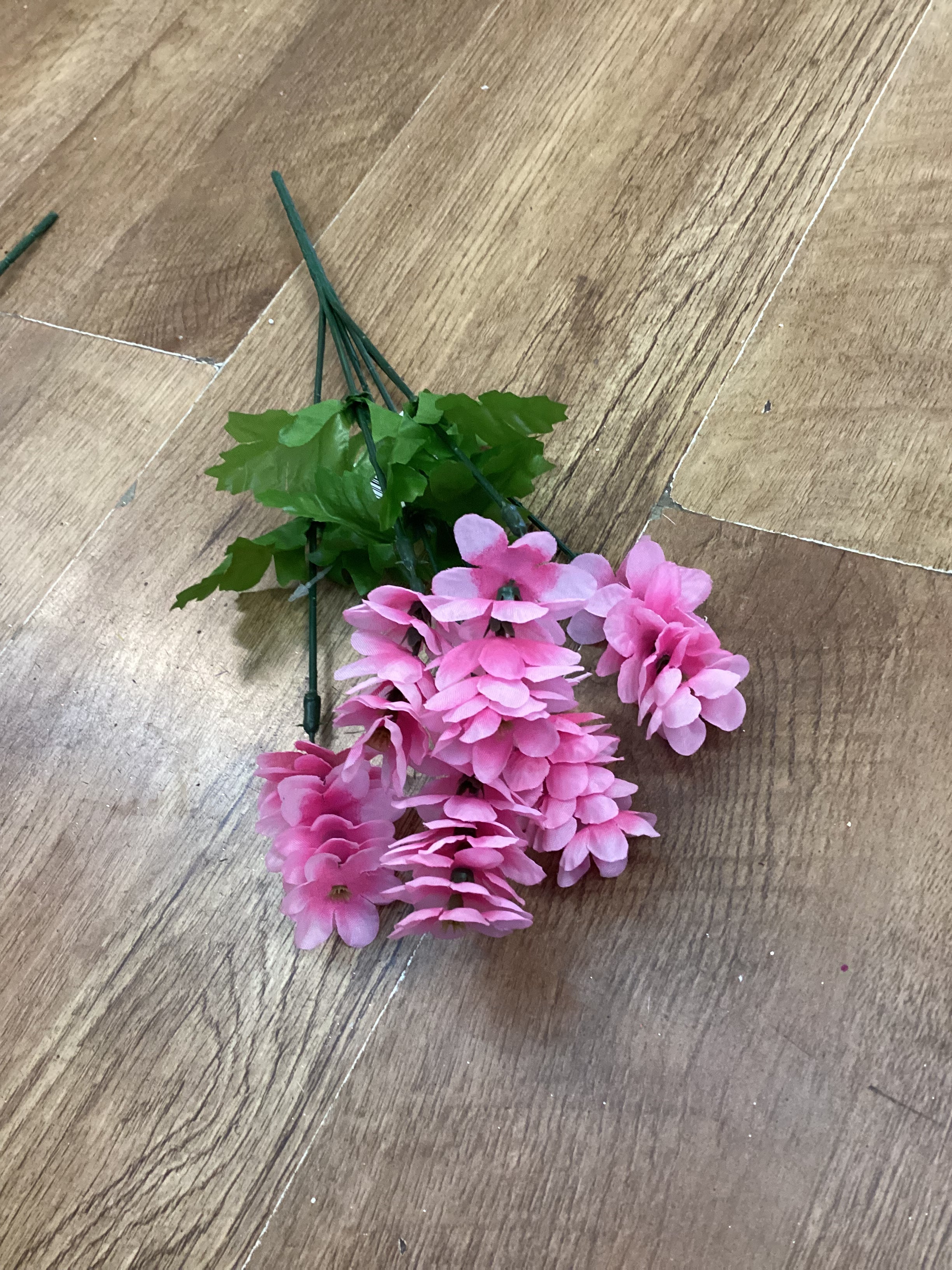 Brownwort bunch - 4 colours available