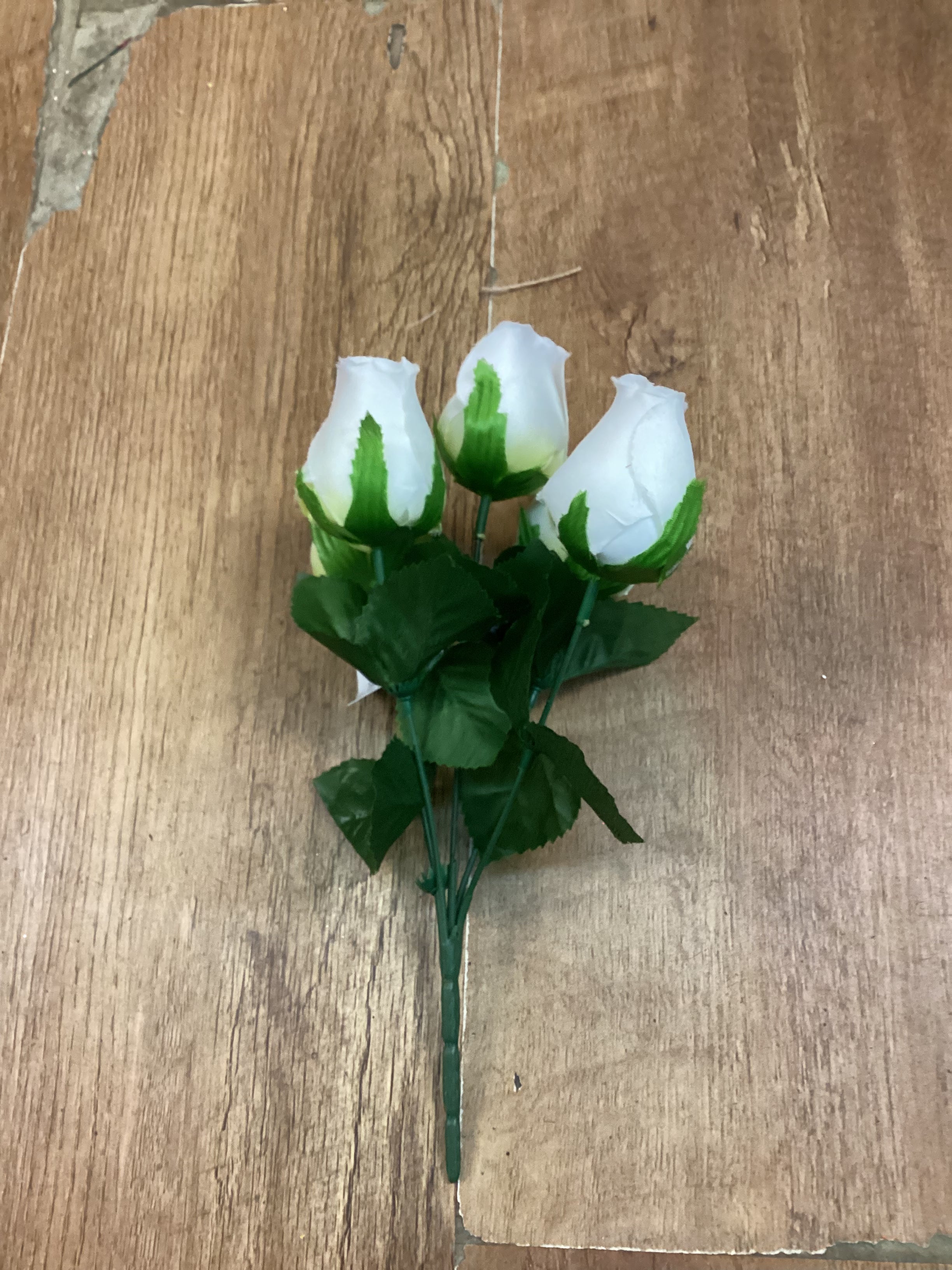 Rosebud bunch - 6 colours available