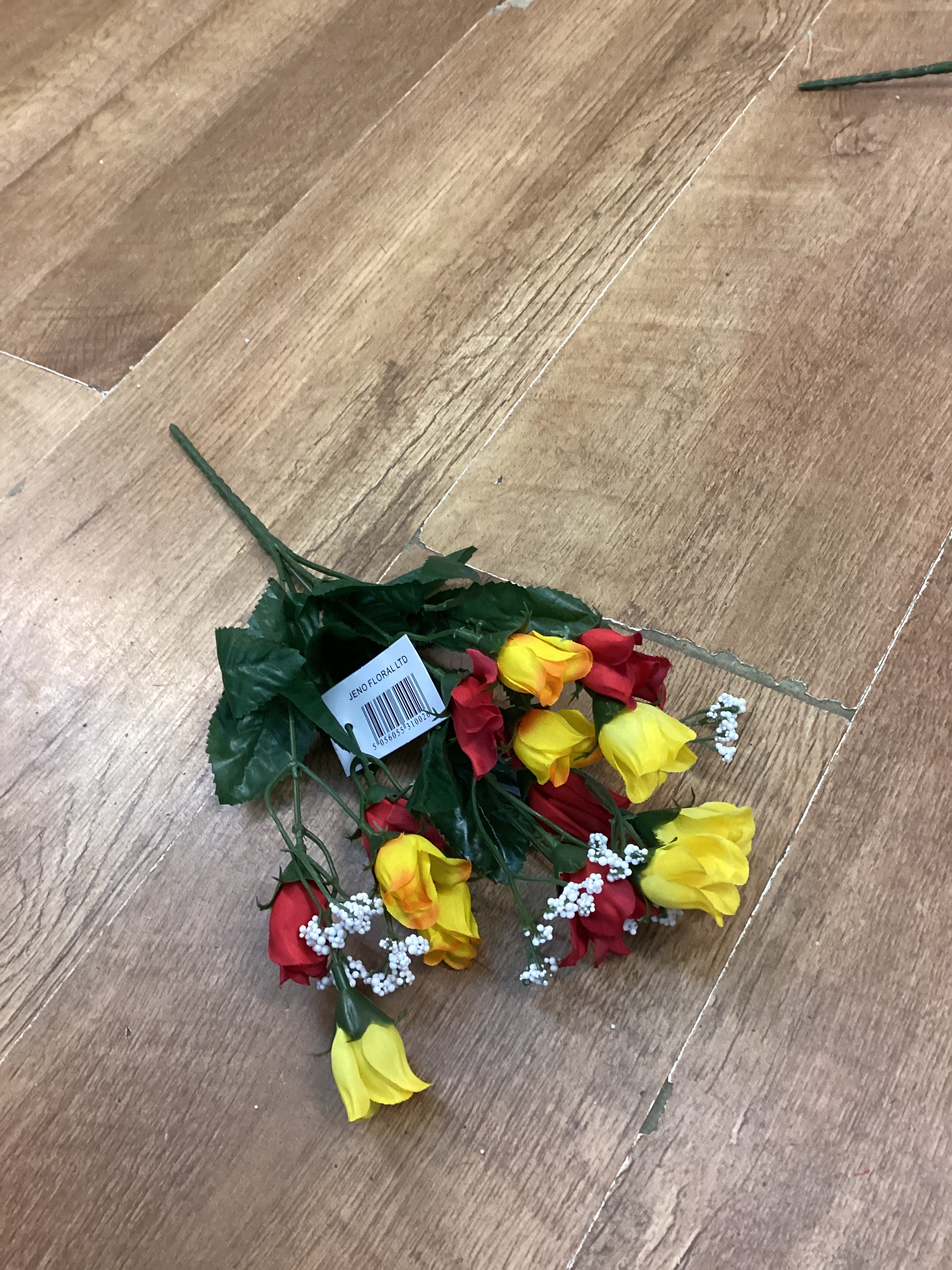 Mixed colour miniature rose bunches - 6 colours available