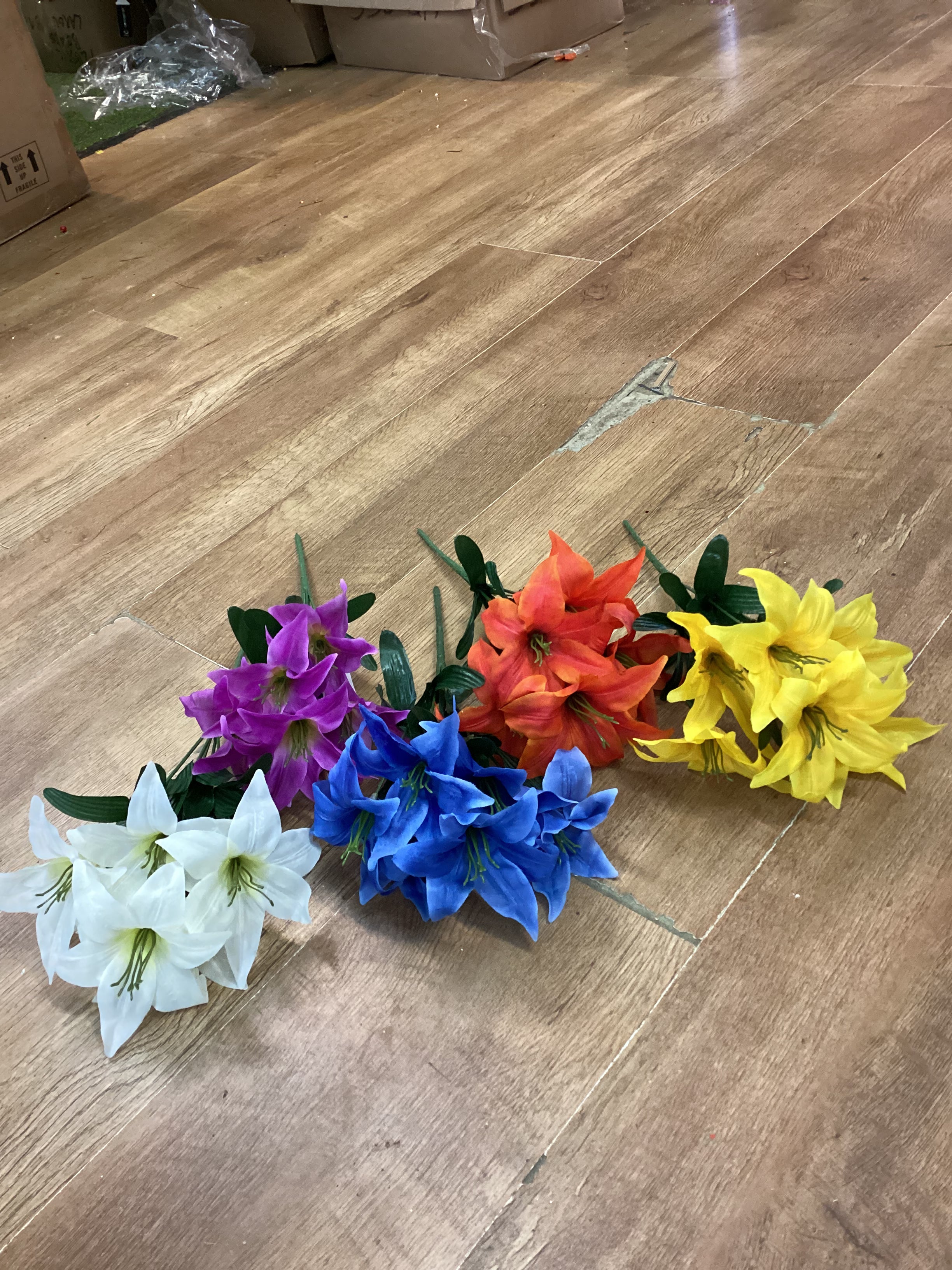 Lily bunch - 5 colours available