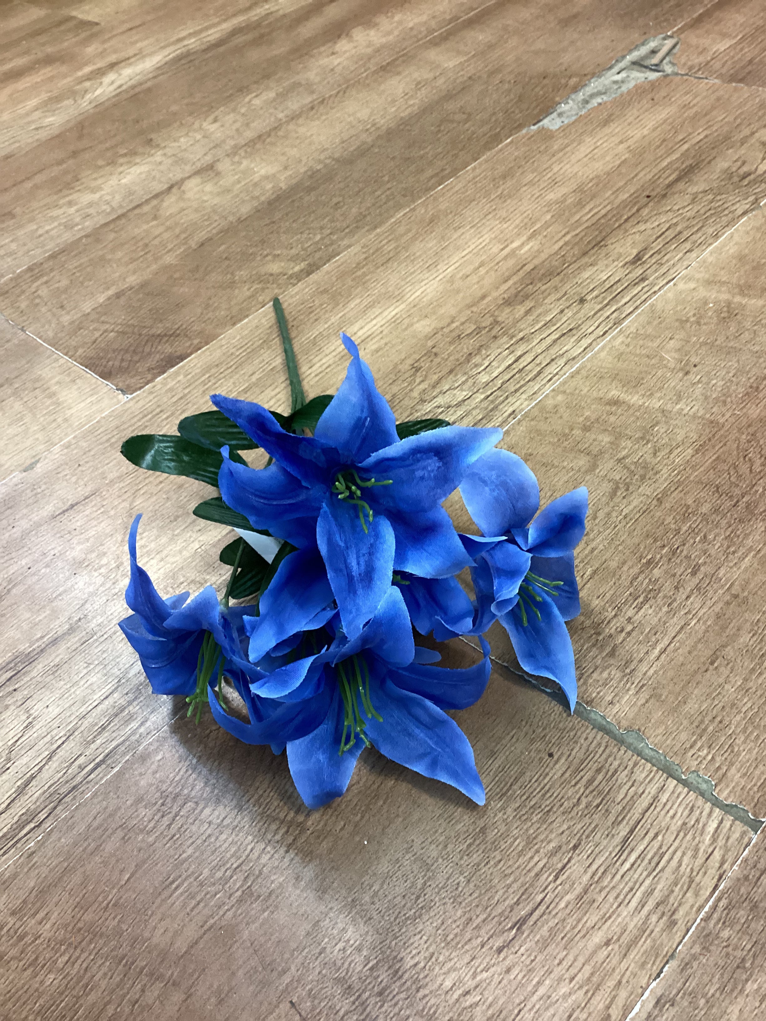 Lily bunch - 5 colours available