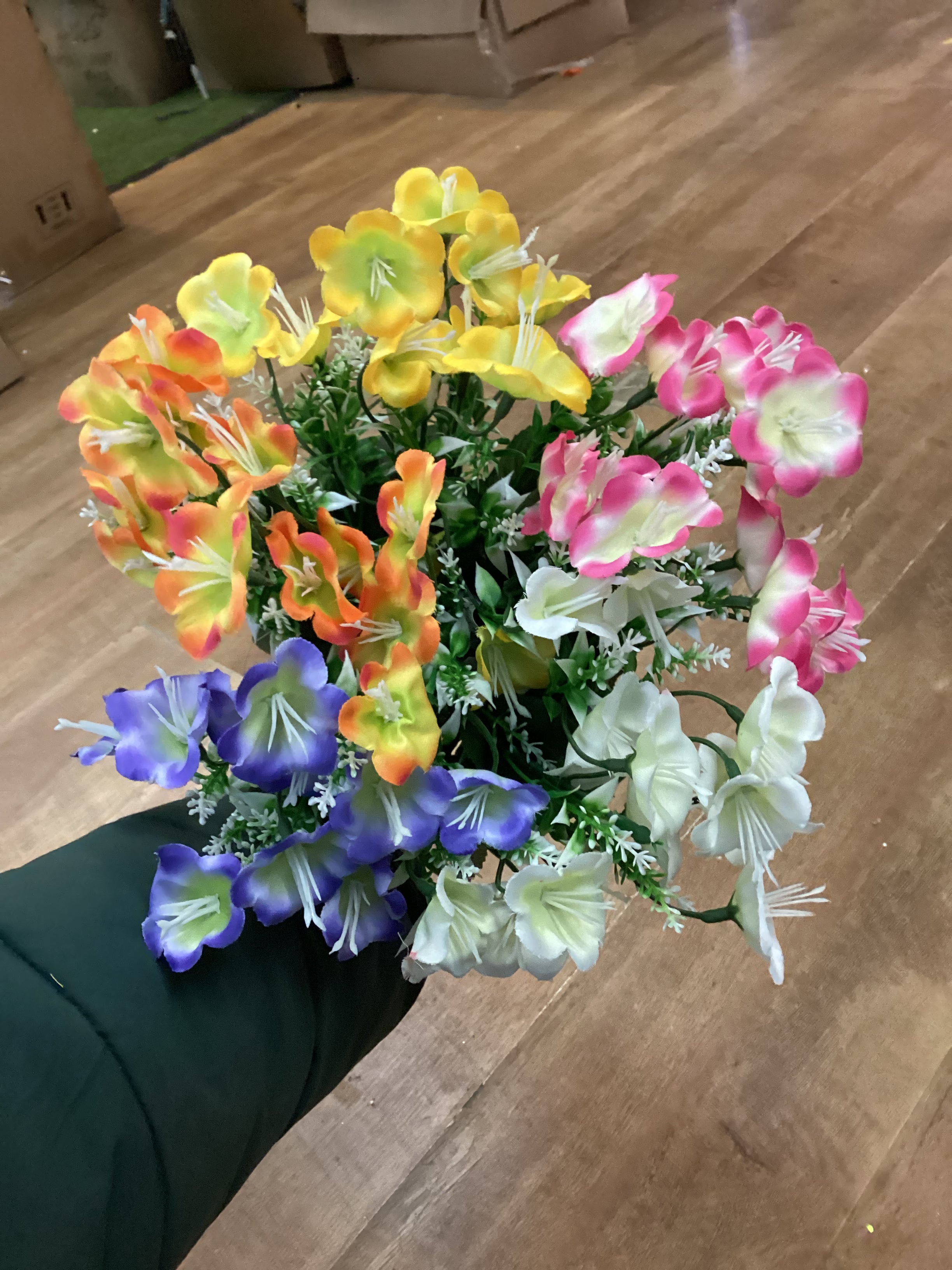 Blossom bunch - the colours available