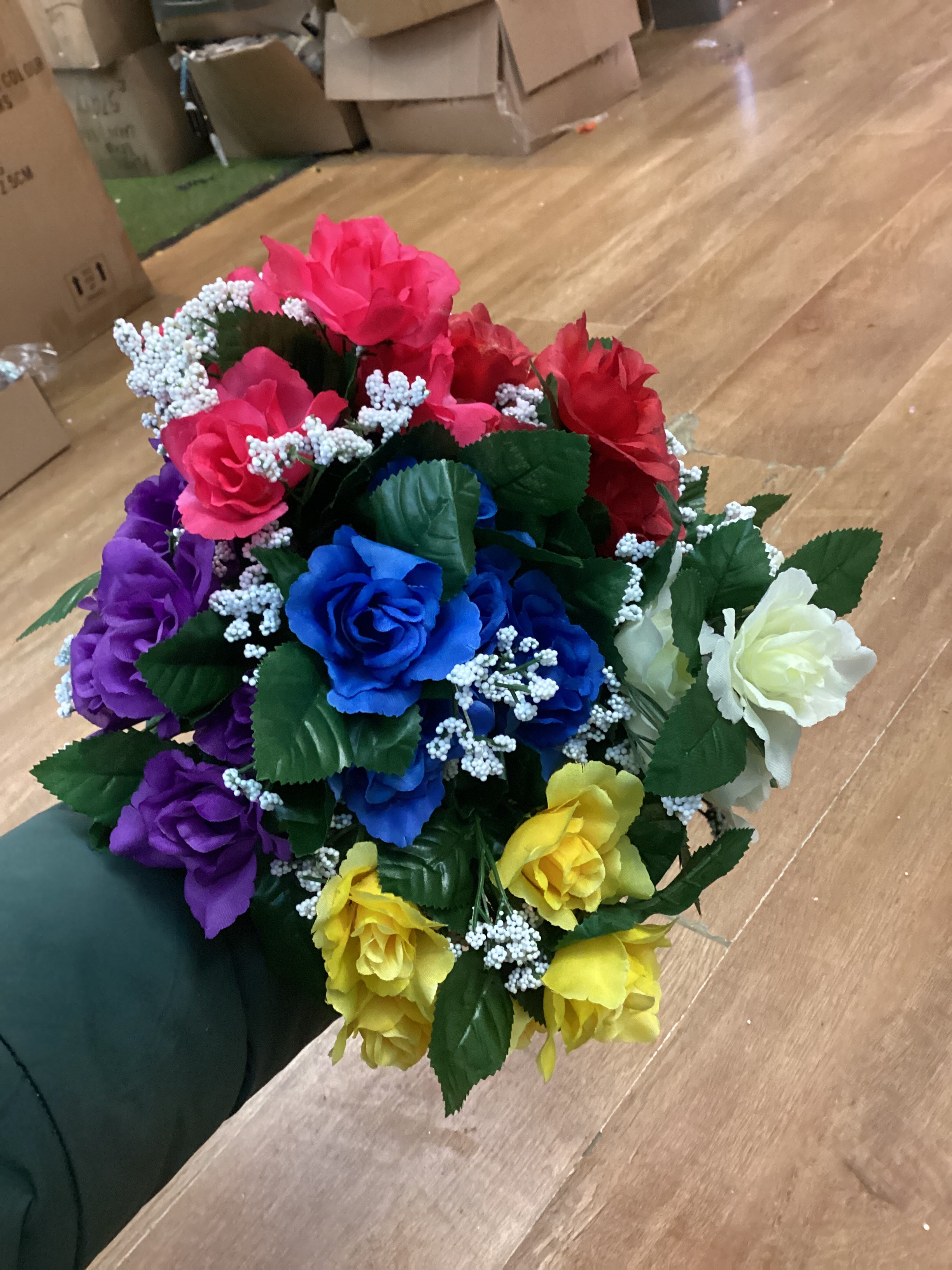Open rose and gypsophila bunch - 6 colours available