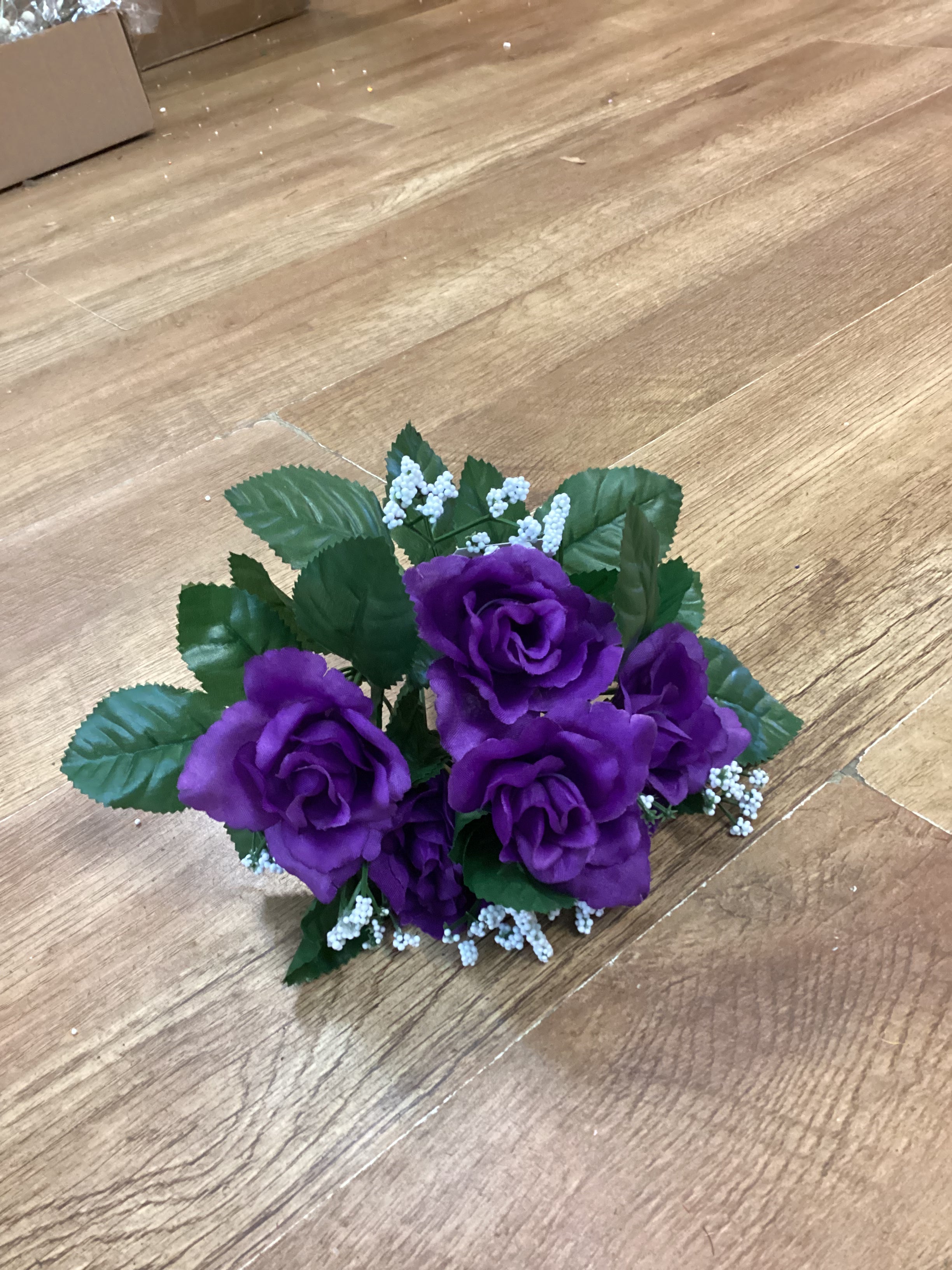 Open rose and gypsophila bunch - 6 colours available