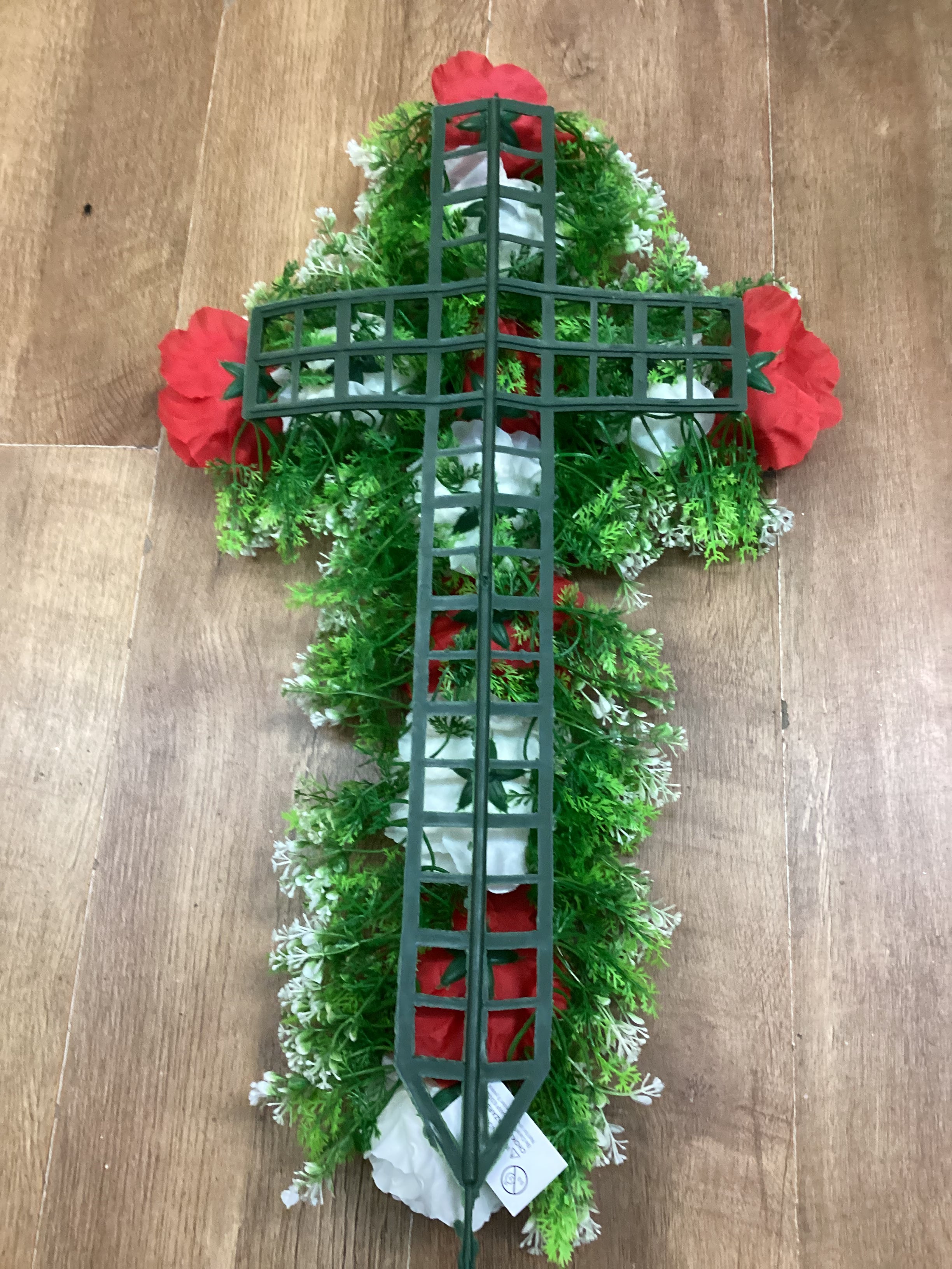 70x40cm red and ivory rose cross