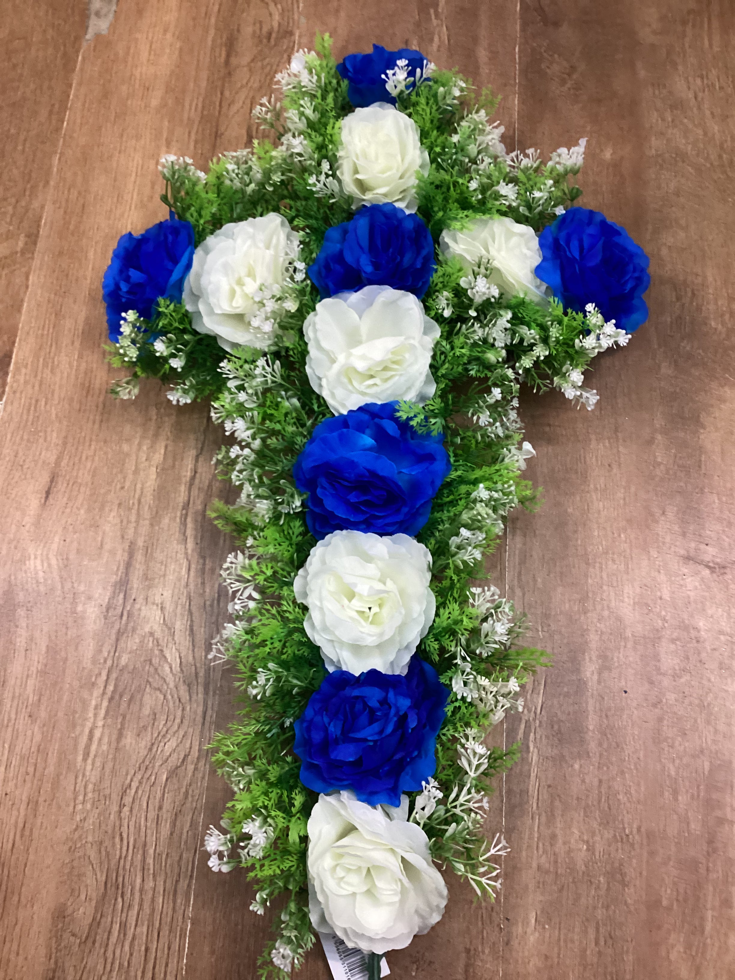 70x40cm blue and ivory rose cross