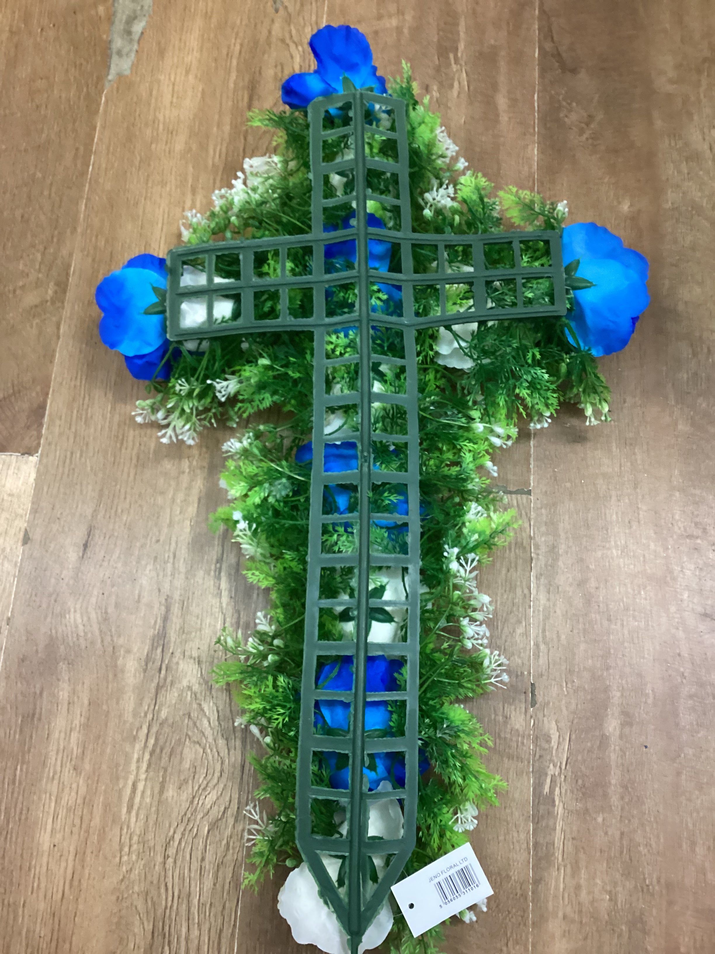 70x40cm blue and ivory rose cross