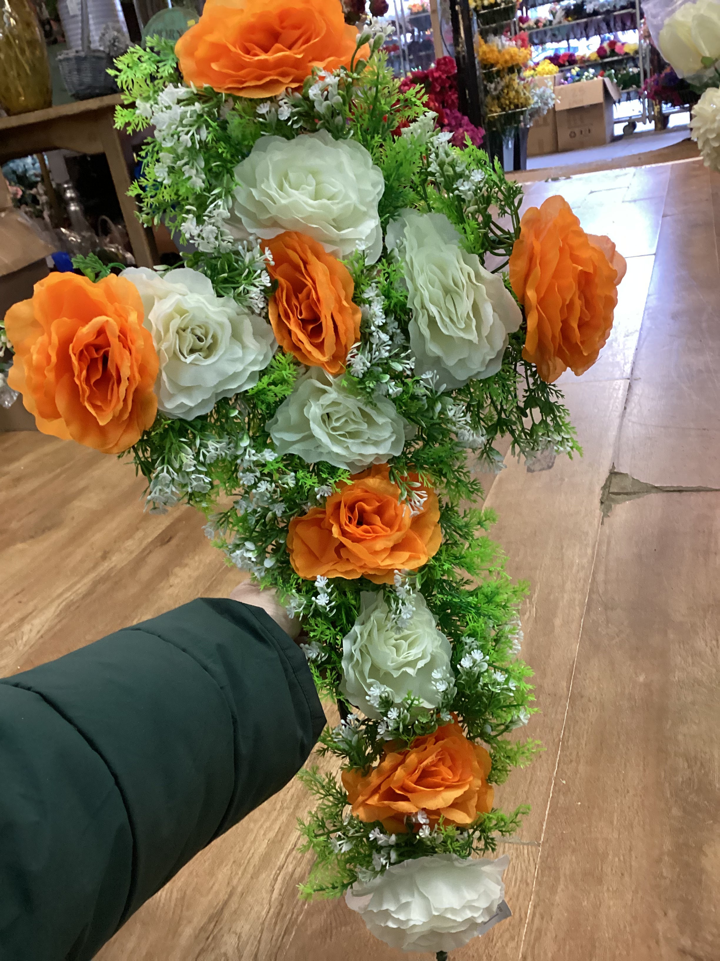 70x40cm orange and ivory rose cross