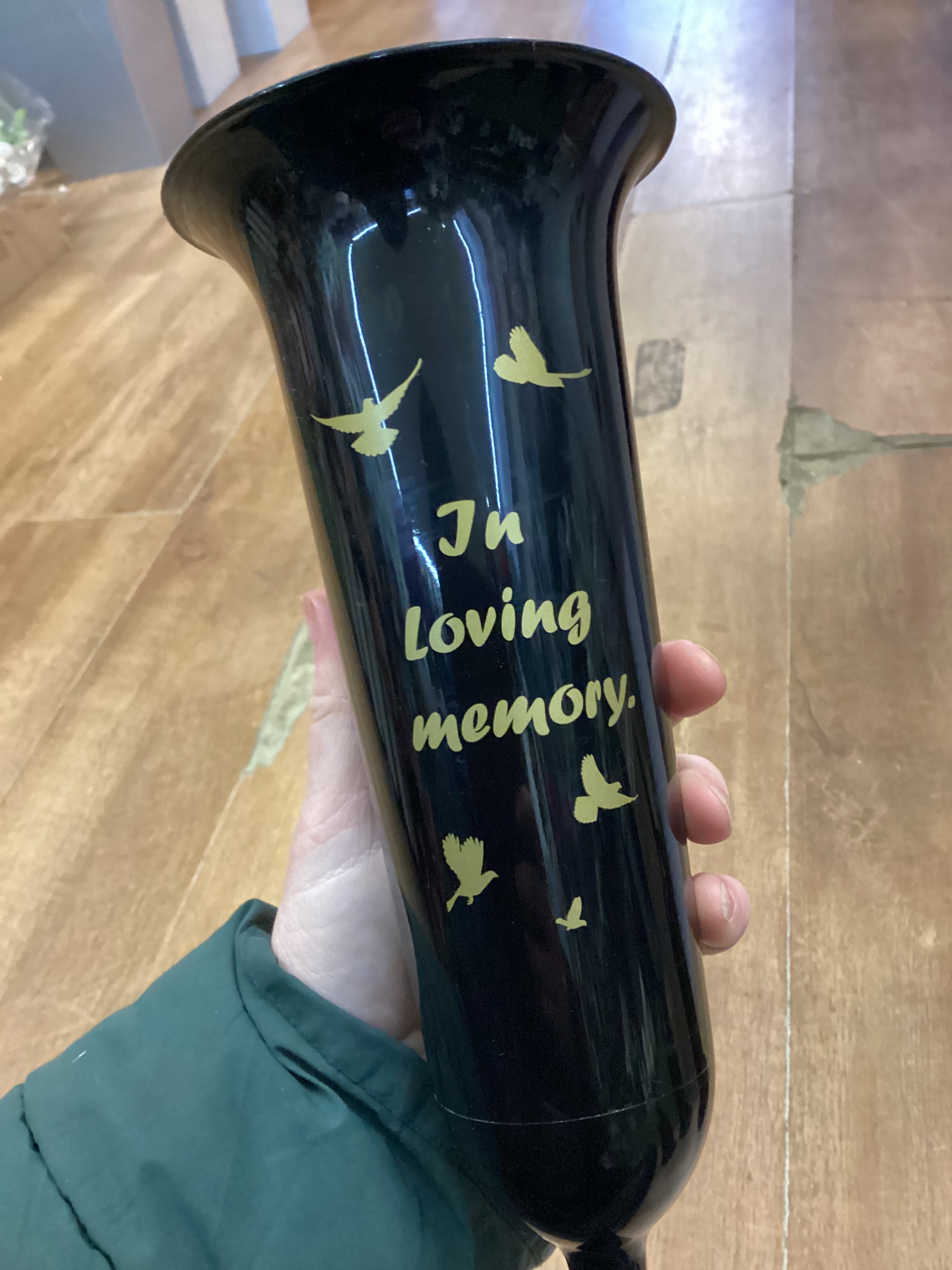 In loving memory glossy black and gold grave spike