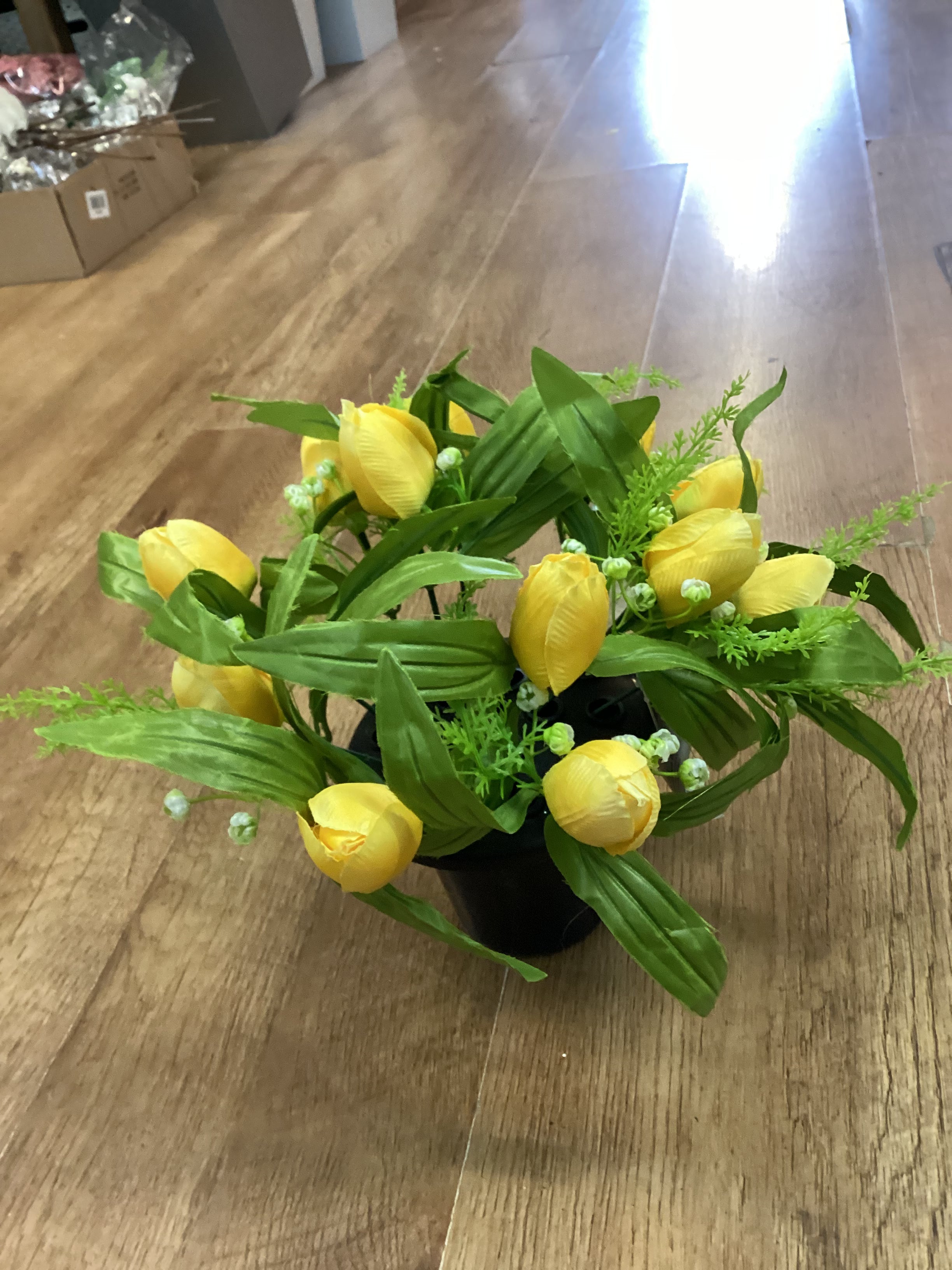 Yellow tulip gravepot