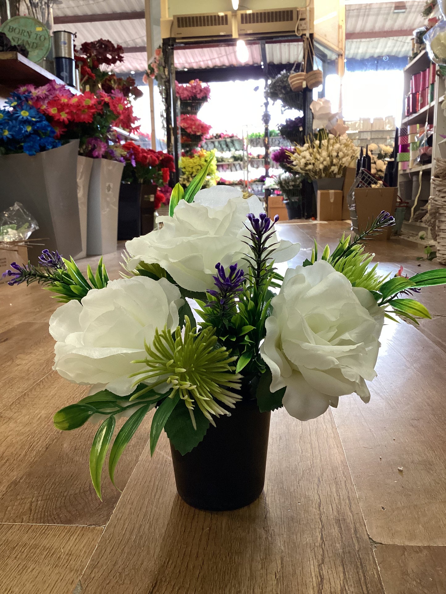 White rose and allium gravepot