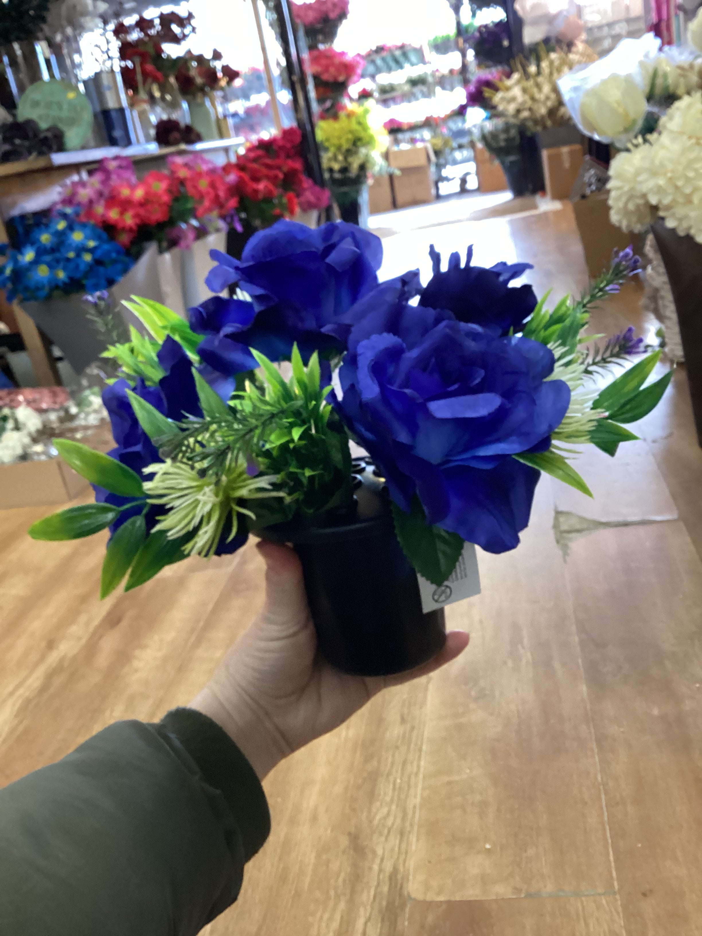 Blue rose and allium gravepot