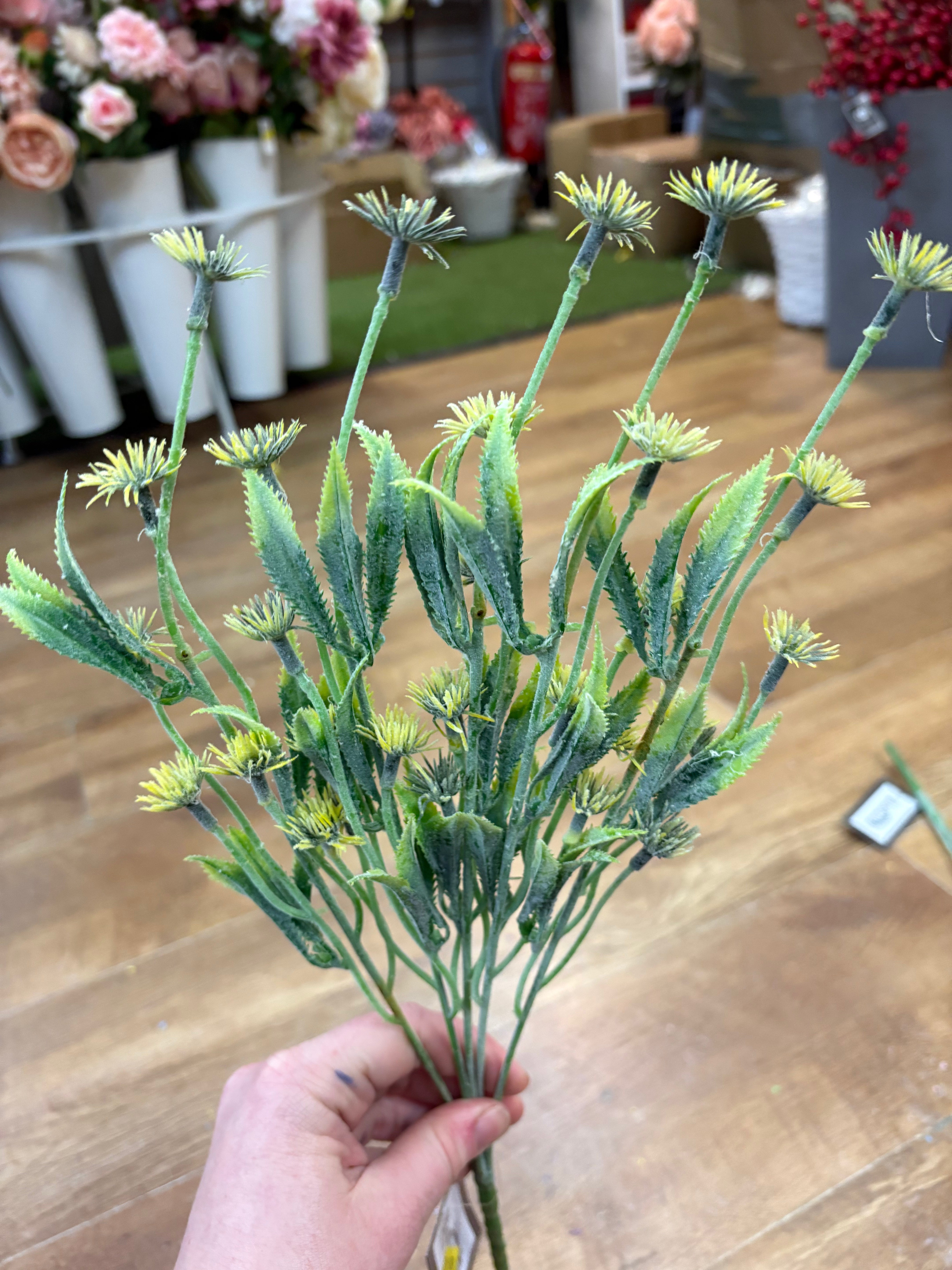 Big bunch miniature thistles - 5 colours available