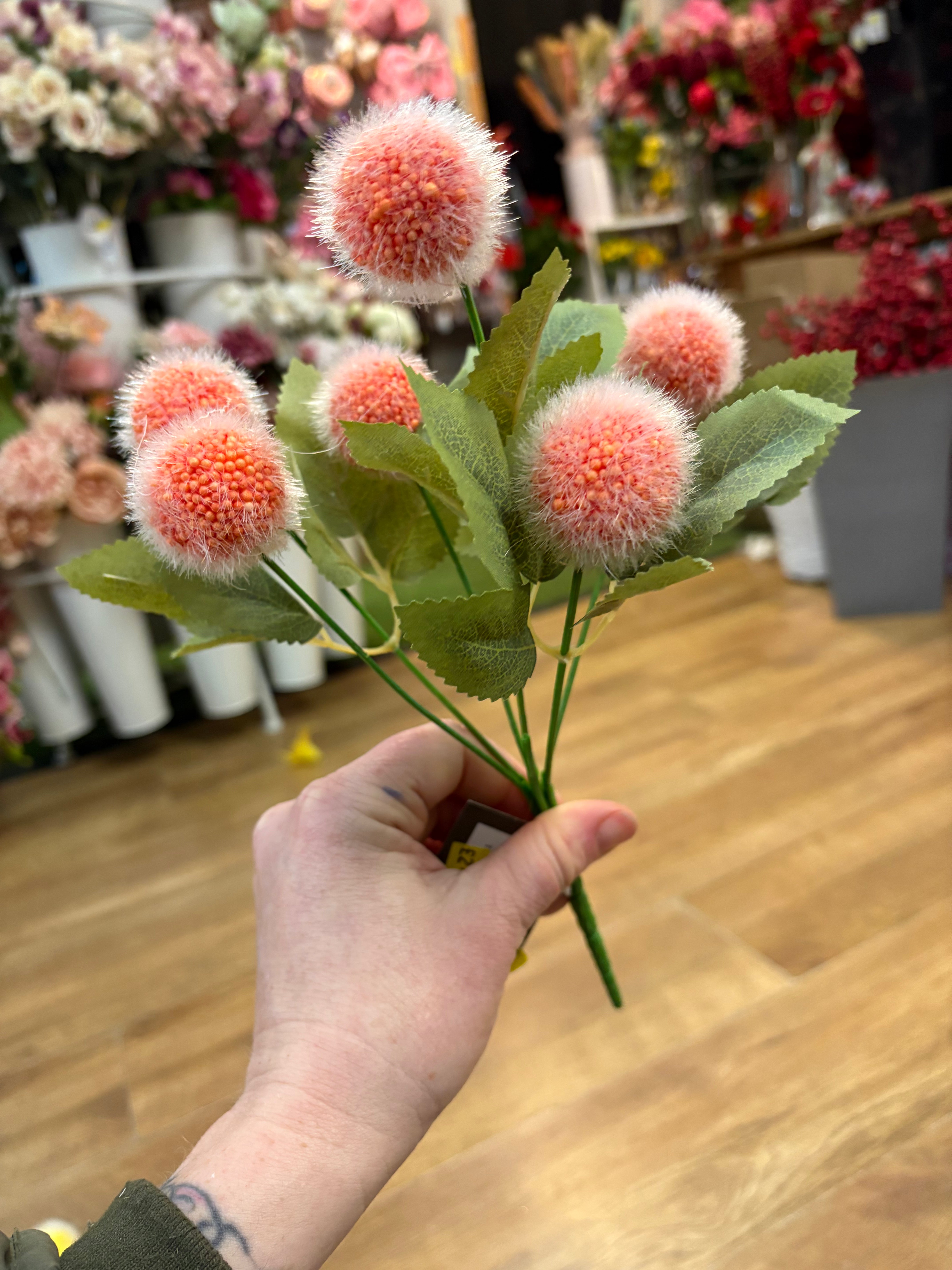 Fluffy ball bunch - 6 colours available