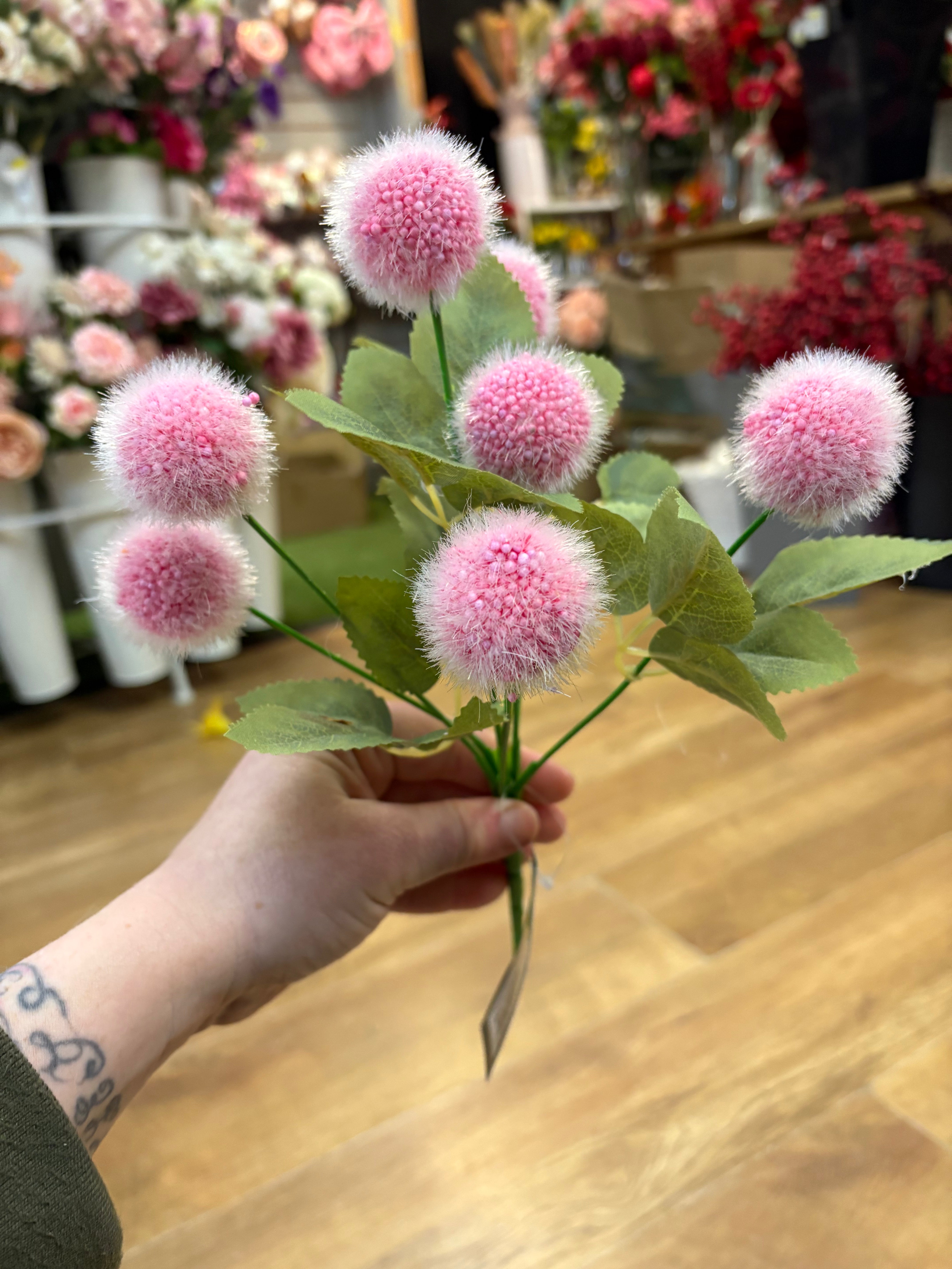 Fluffy ball bunch - 6 colours available