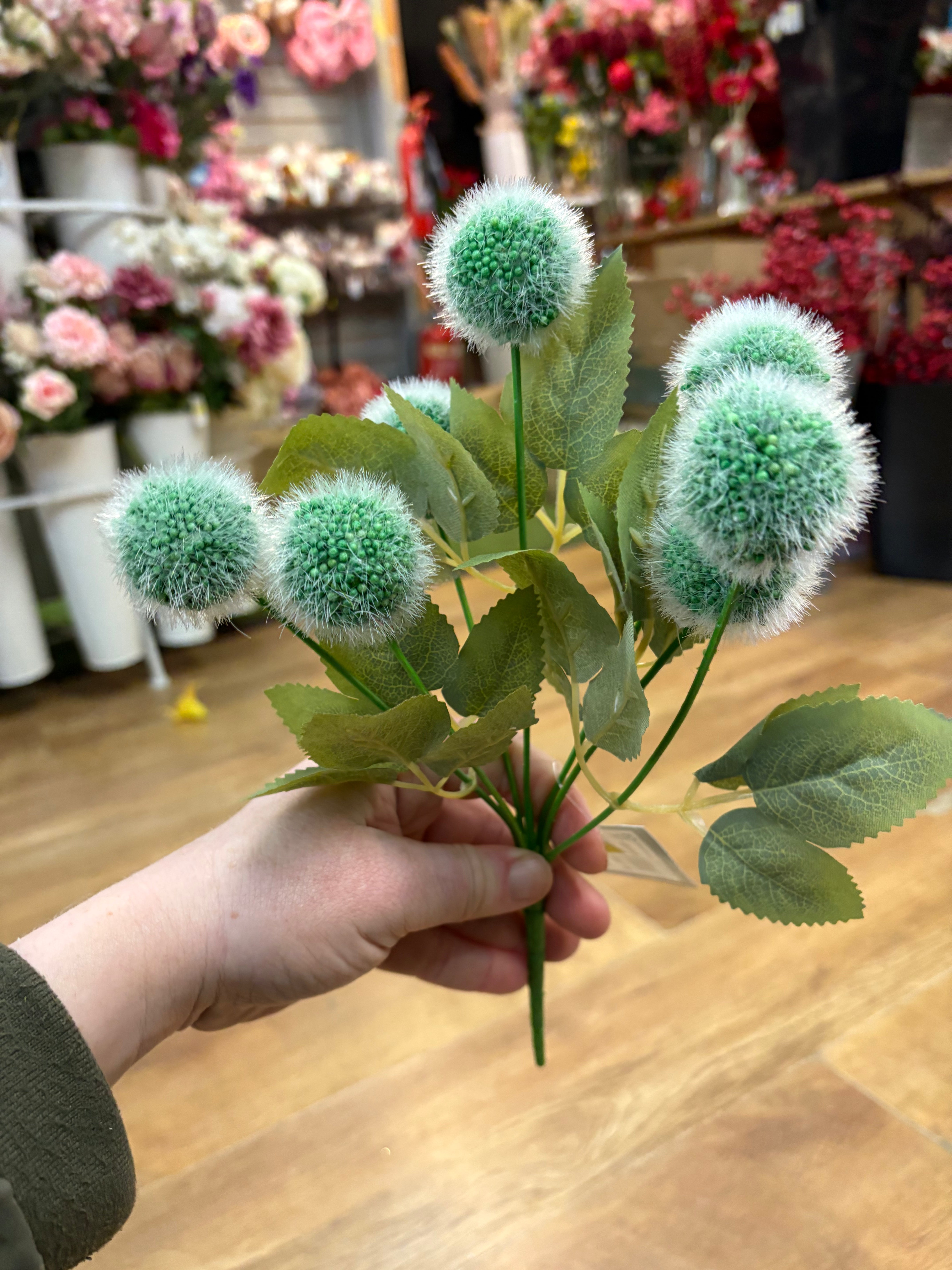 Fluffy ball bunch - 6 colours available