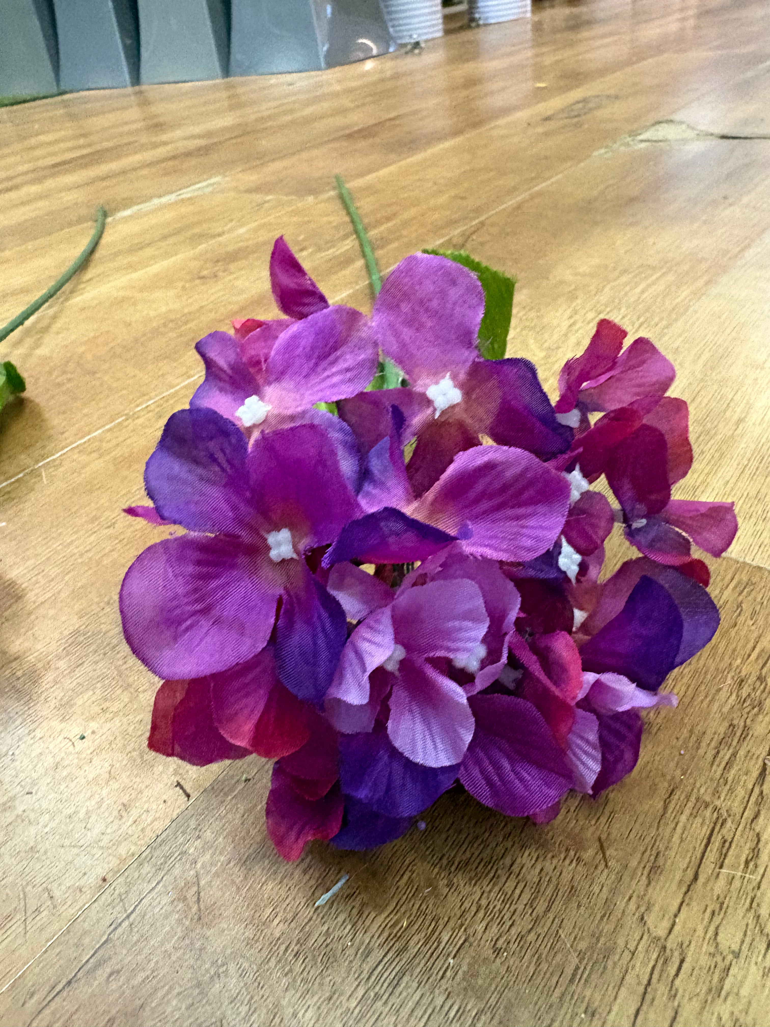 Long stem hydrangeas - 3 colours available