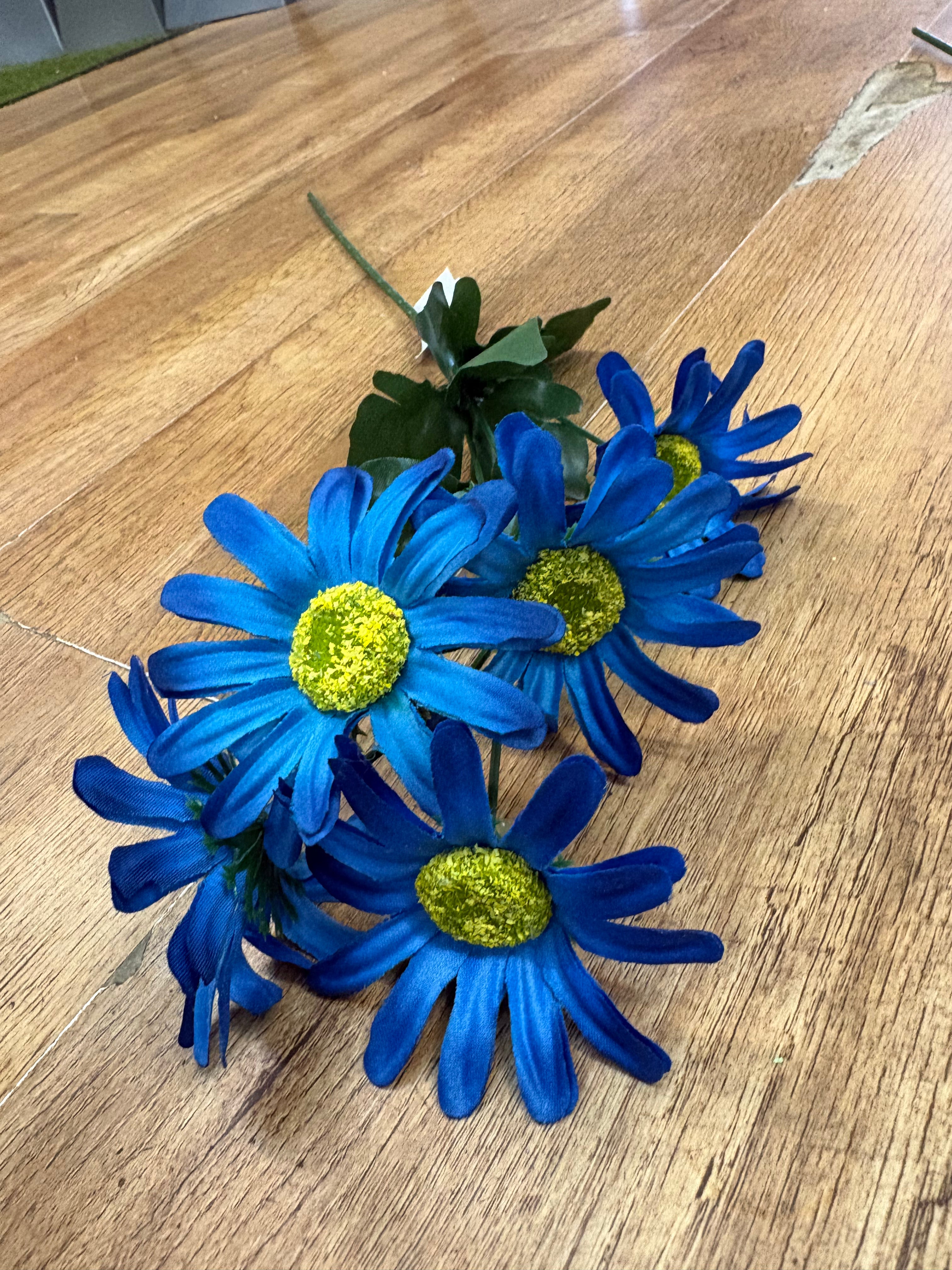 Long stem gerbera sprays - 2 colours available