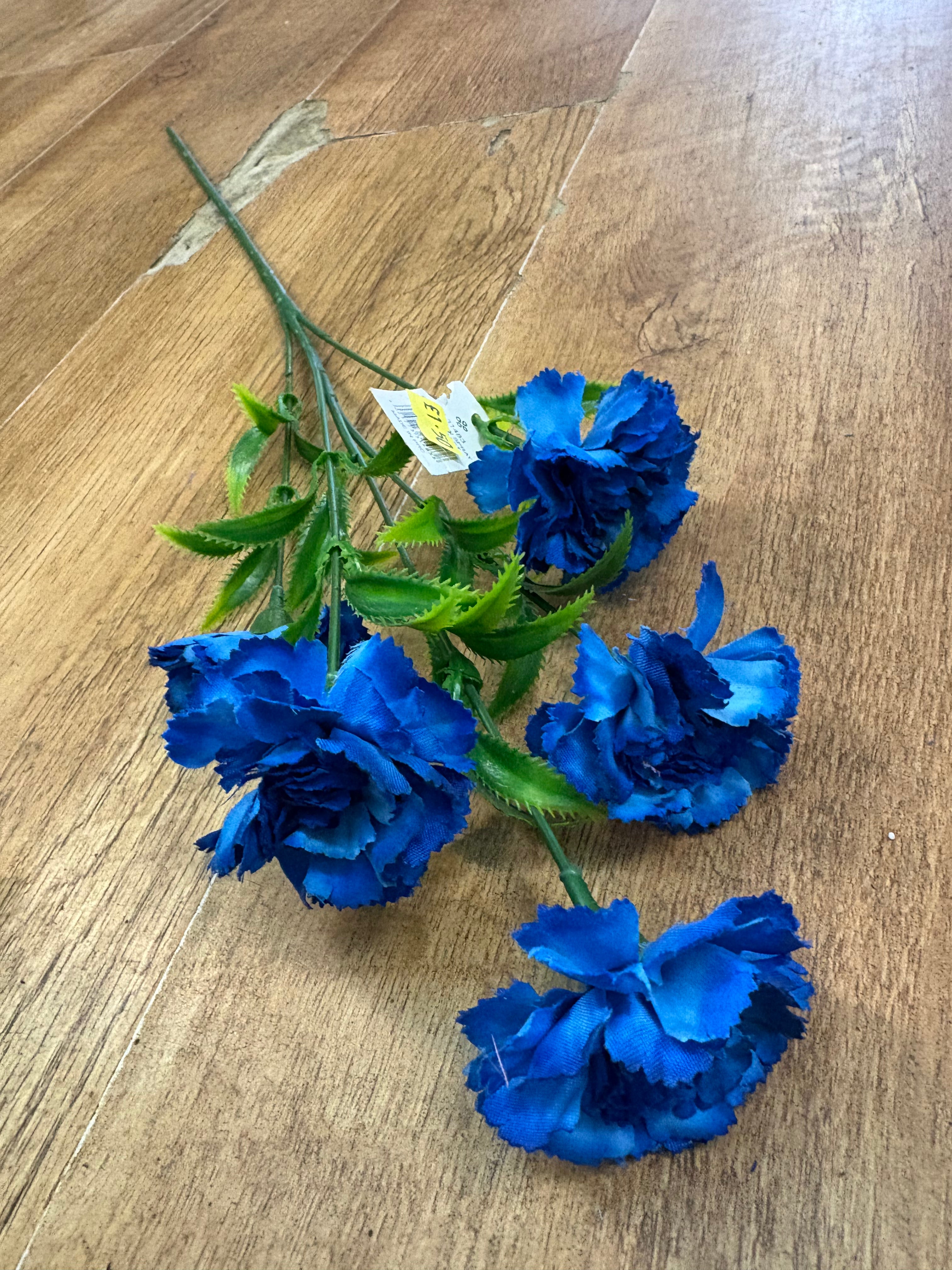 Long stem carnation spray - 2 colours available