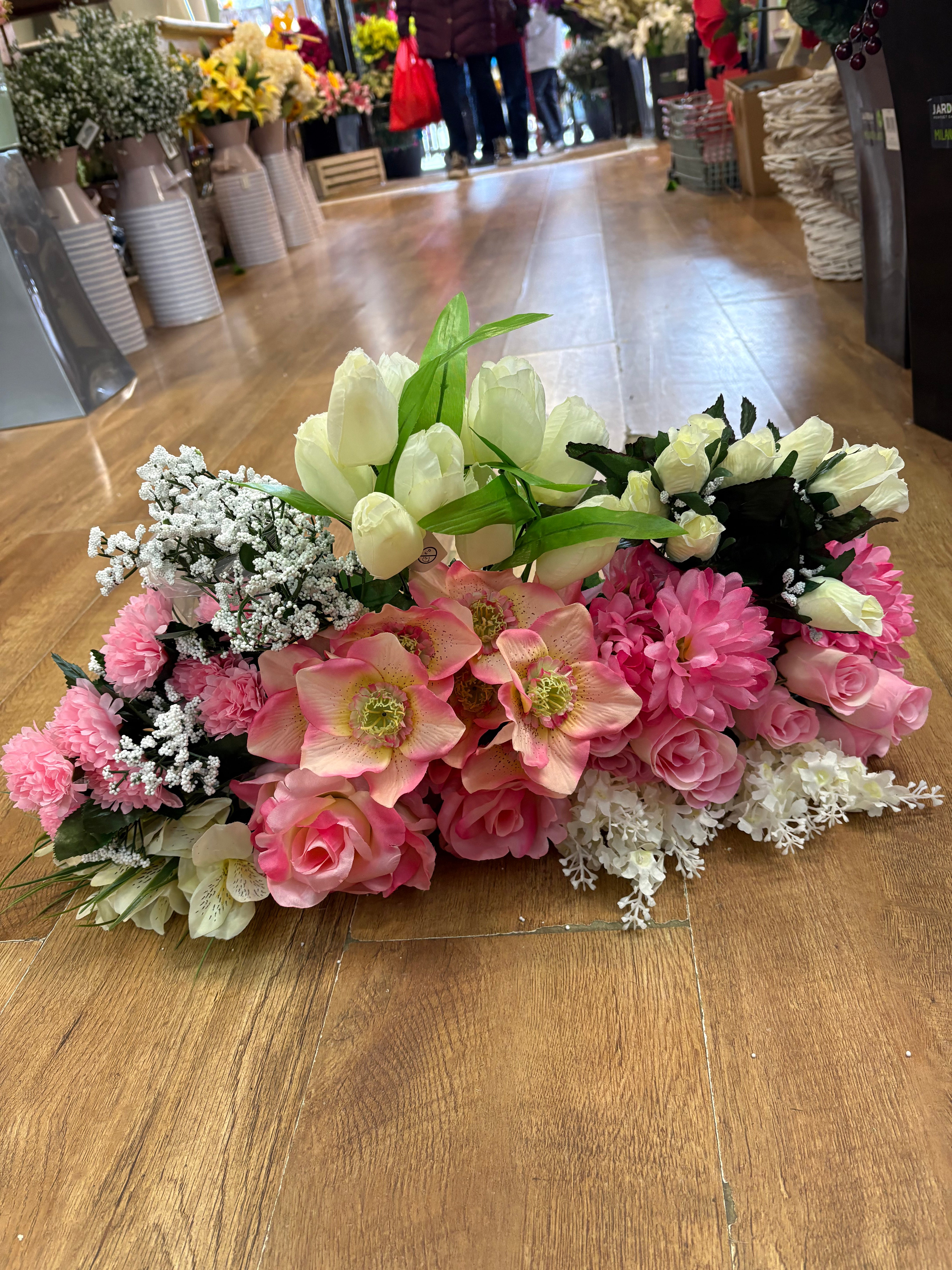Box 3 - 20 bunches of flowers/foliage