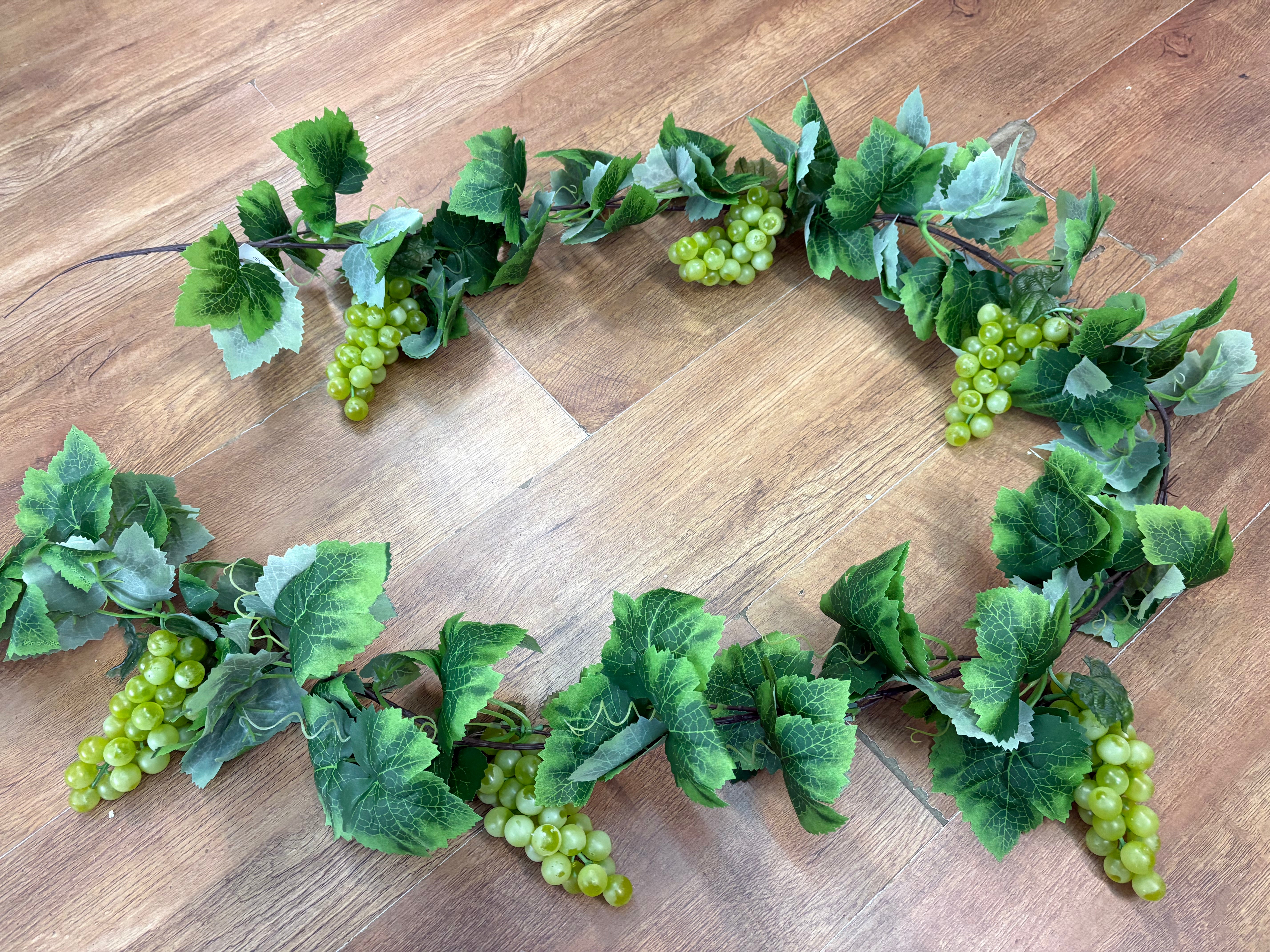 Green grape garland
