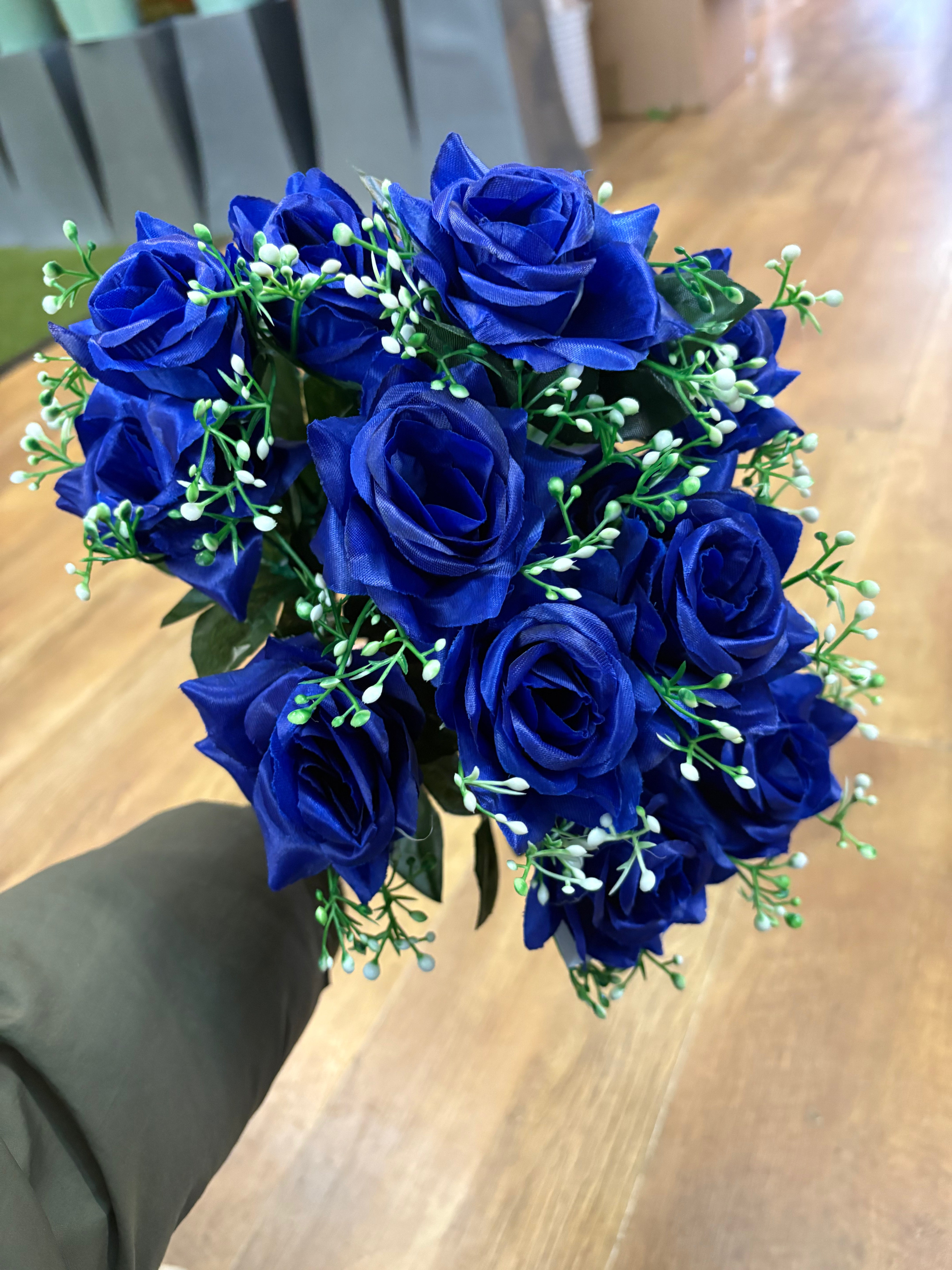 Large diamond rose and white filler bunch  - 6 colours available