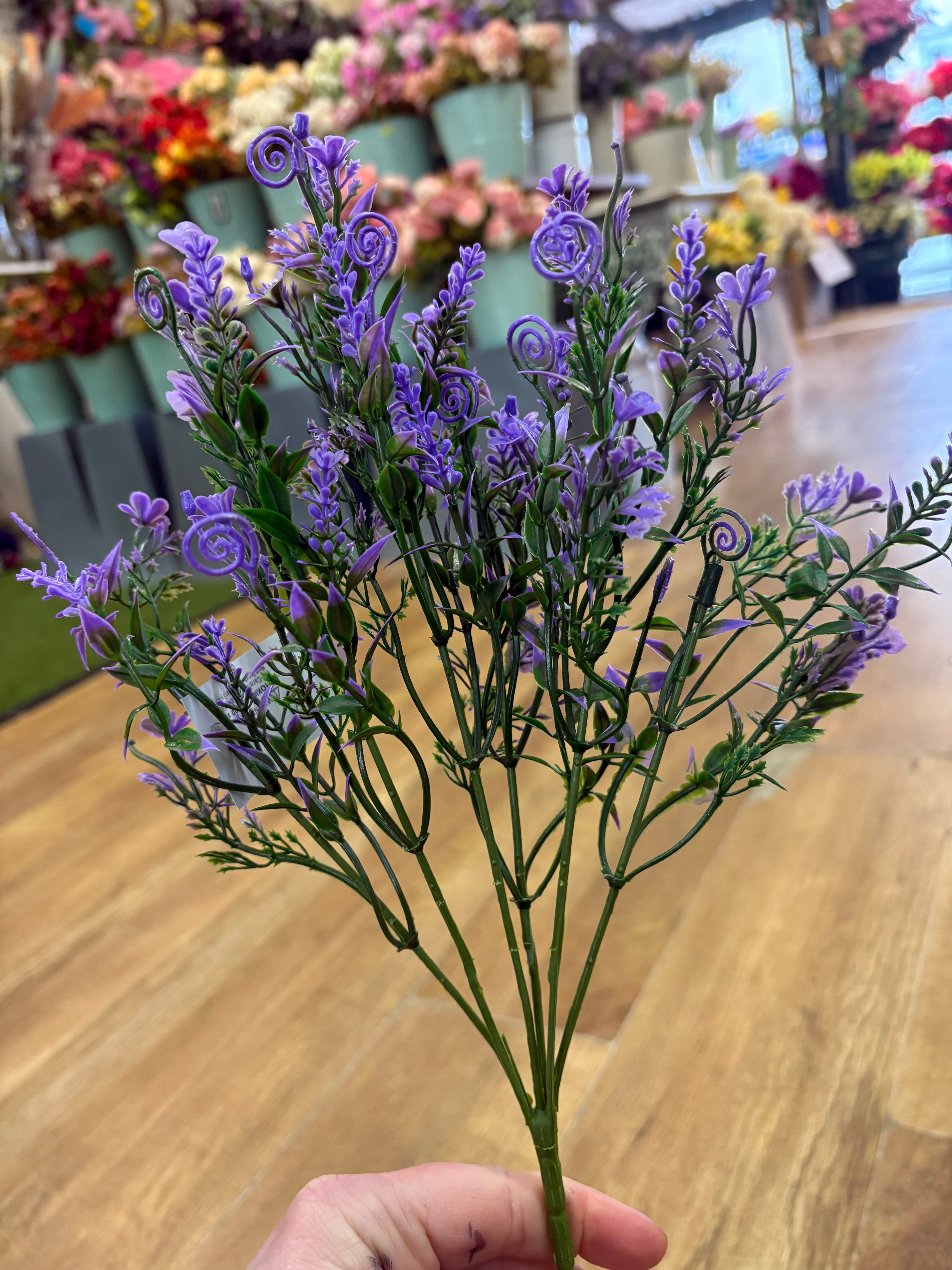 Swirly coloured foliage bunch - 5 colours available
