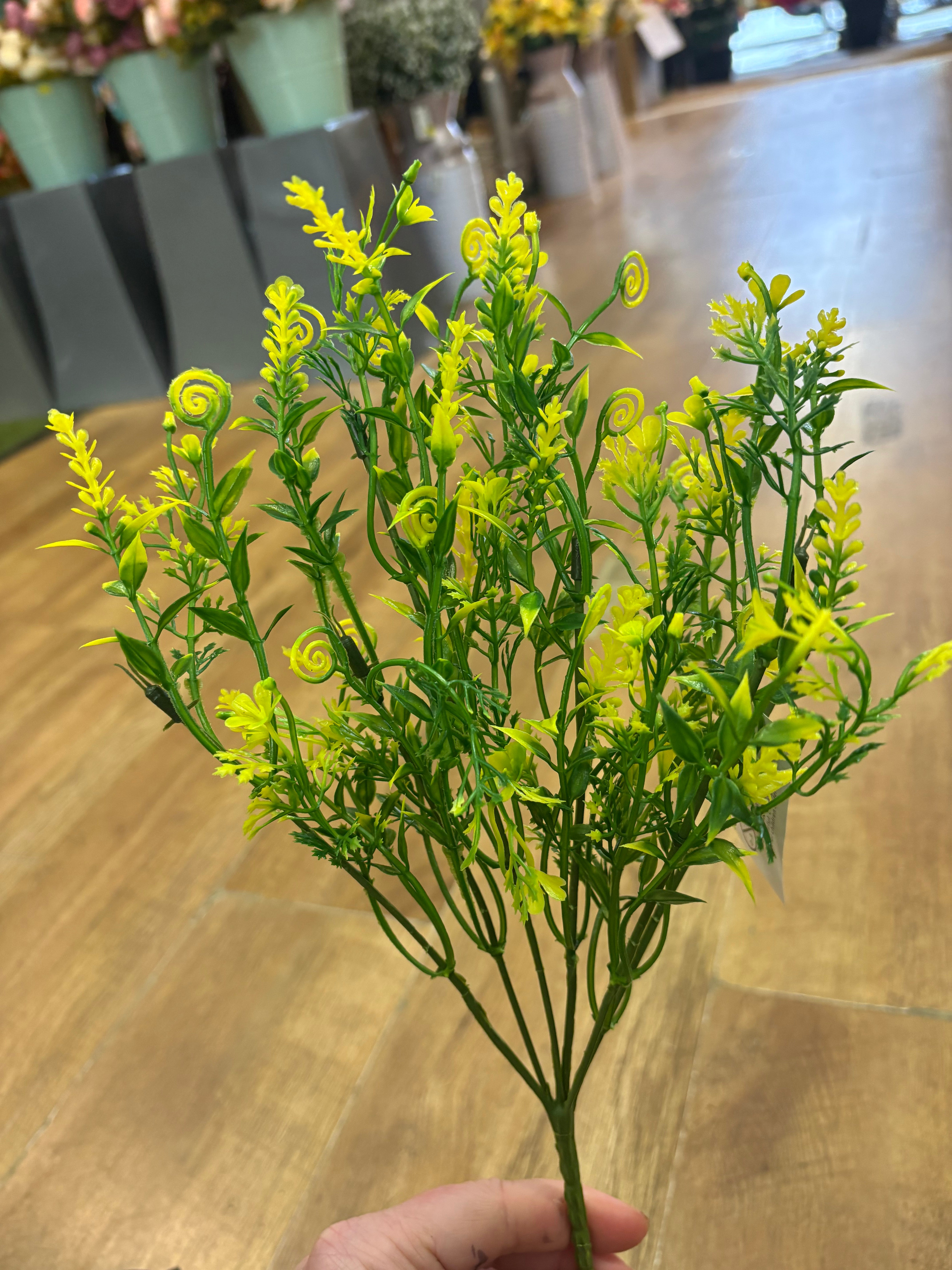 Swirly coloured foliage bunch - 5 colours available