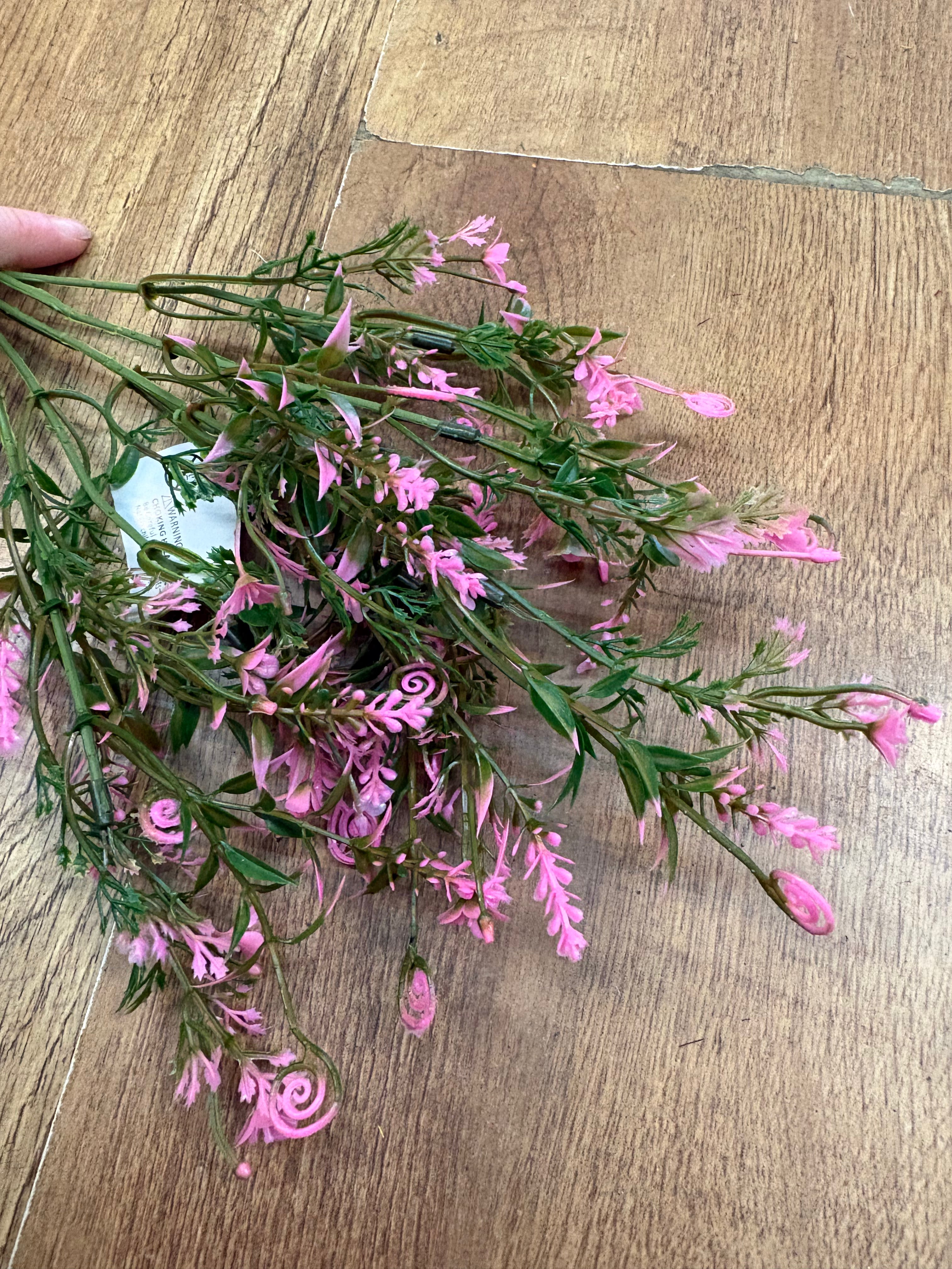 Swirly coloured foliage bunch - 5 colours available