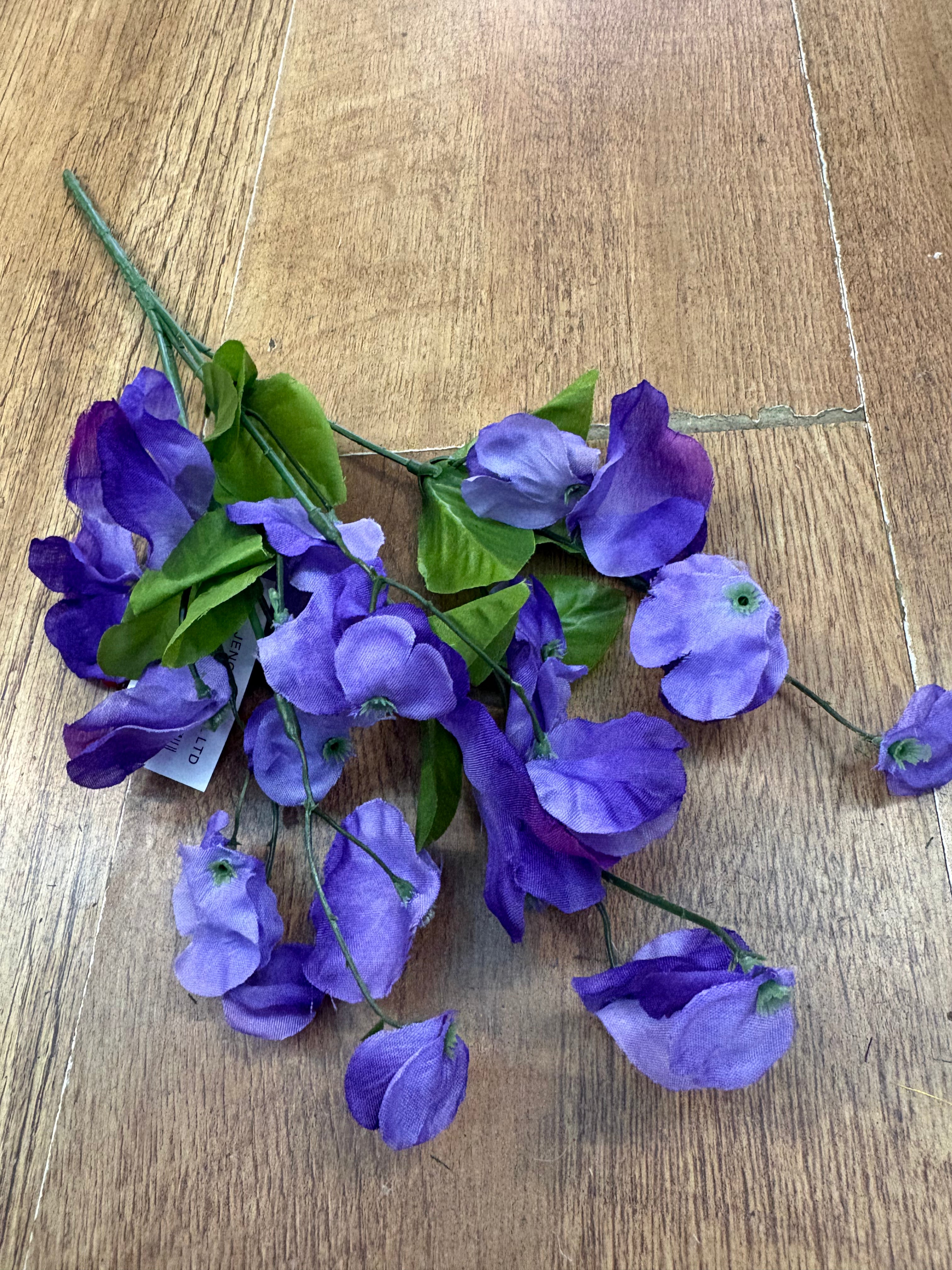Sweet pea bunch - 4 colours available