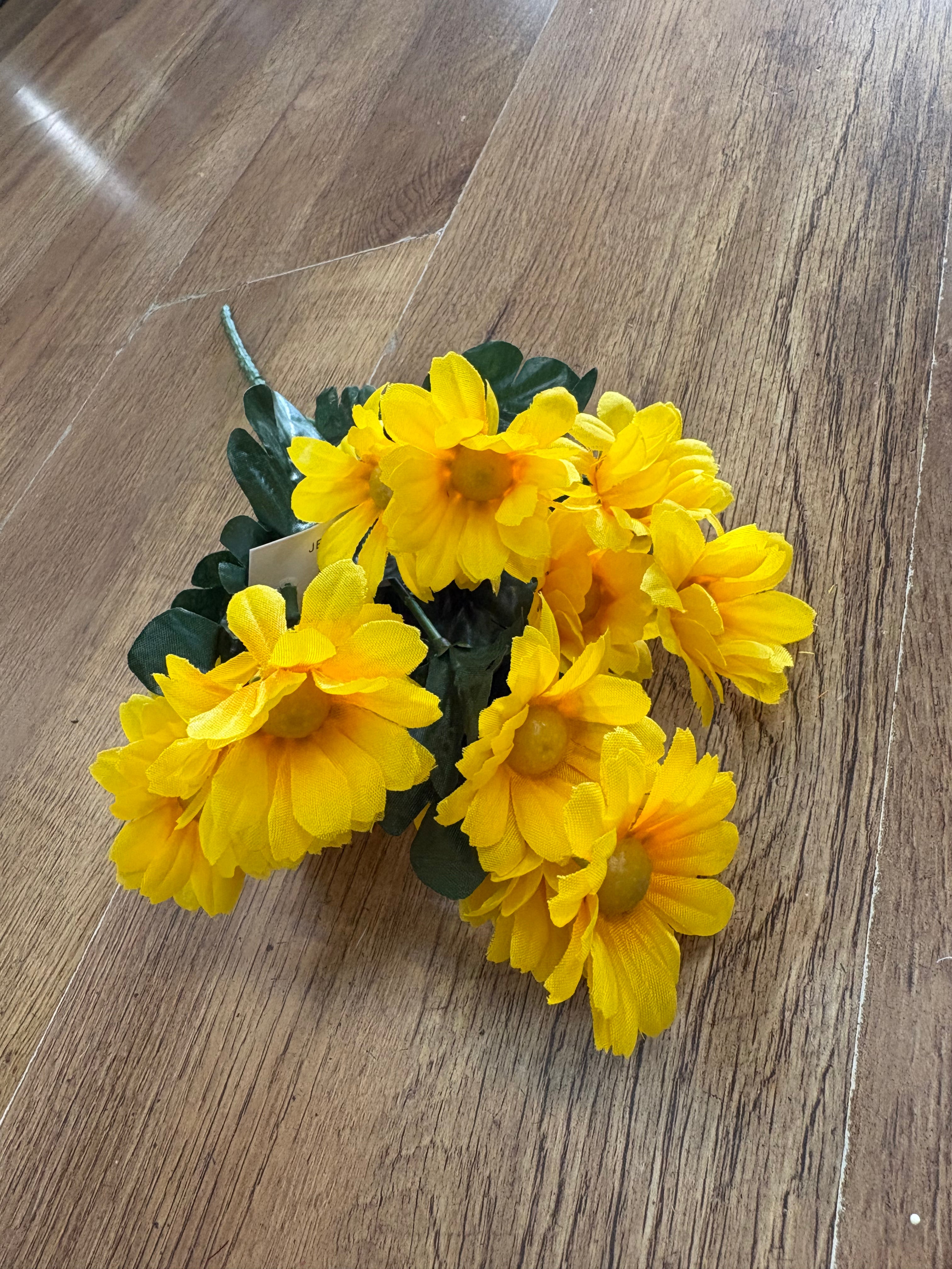 Gerbera daisy bunch - 6 colours available