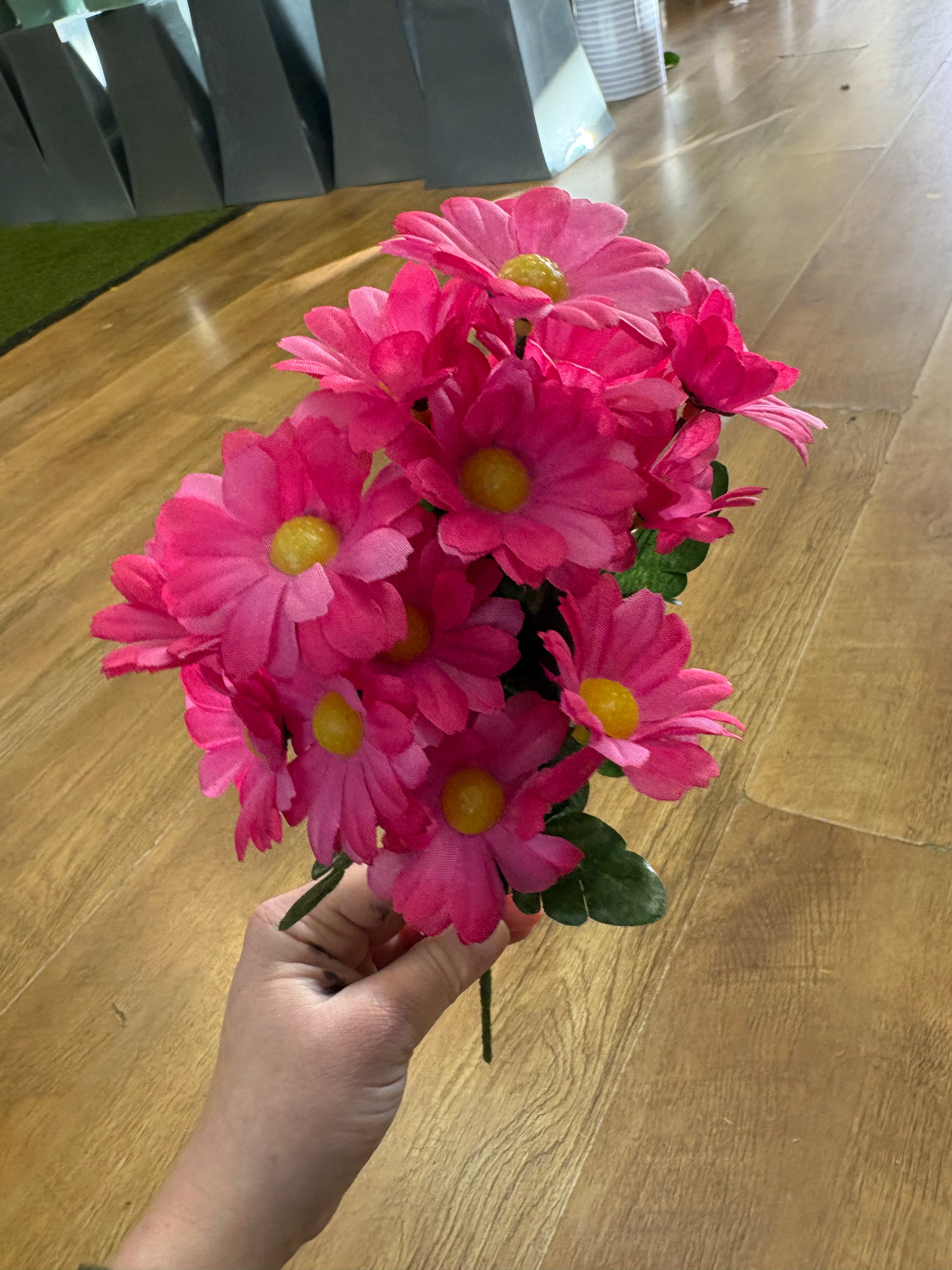 Gerbera daisy bunch - 6 colours available