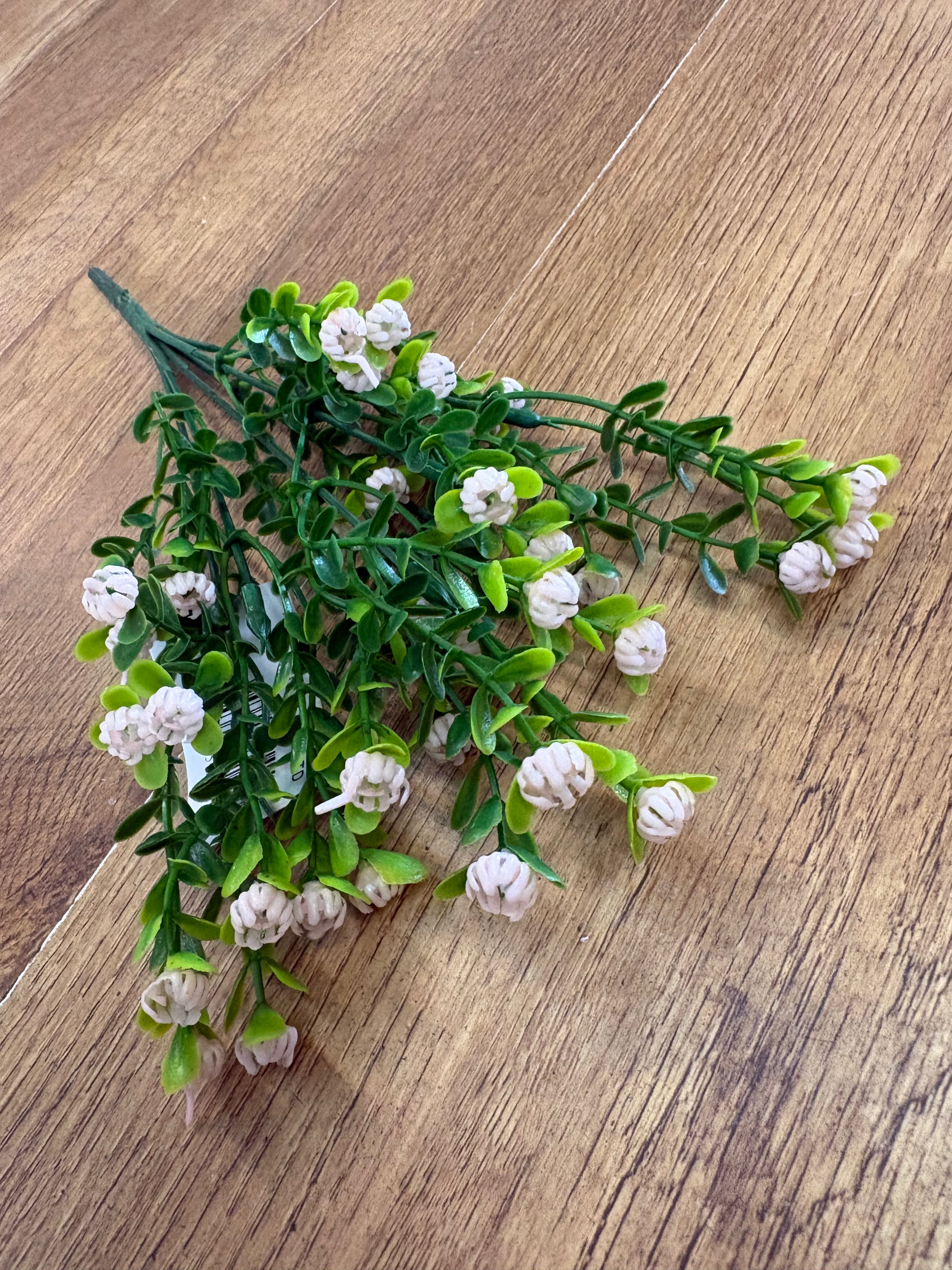 Plastic gypsophila bunch - 5 colours available
