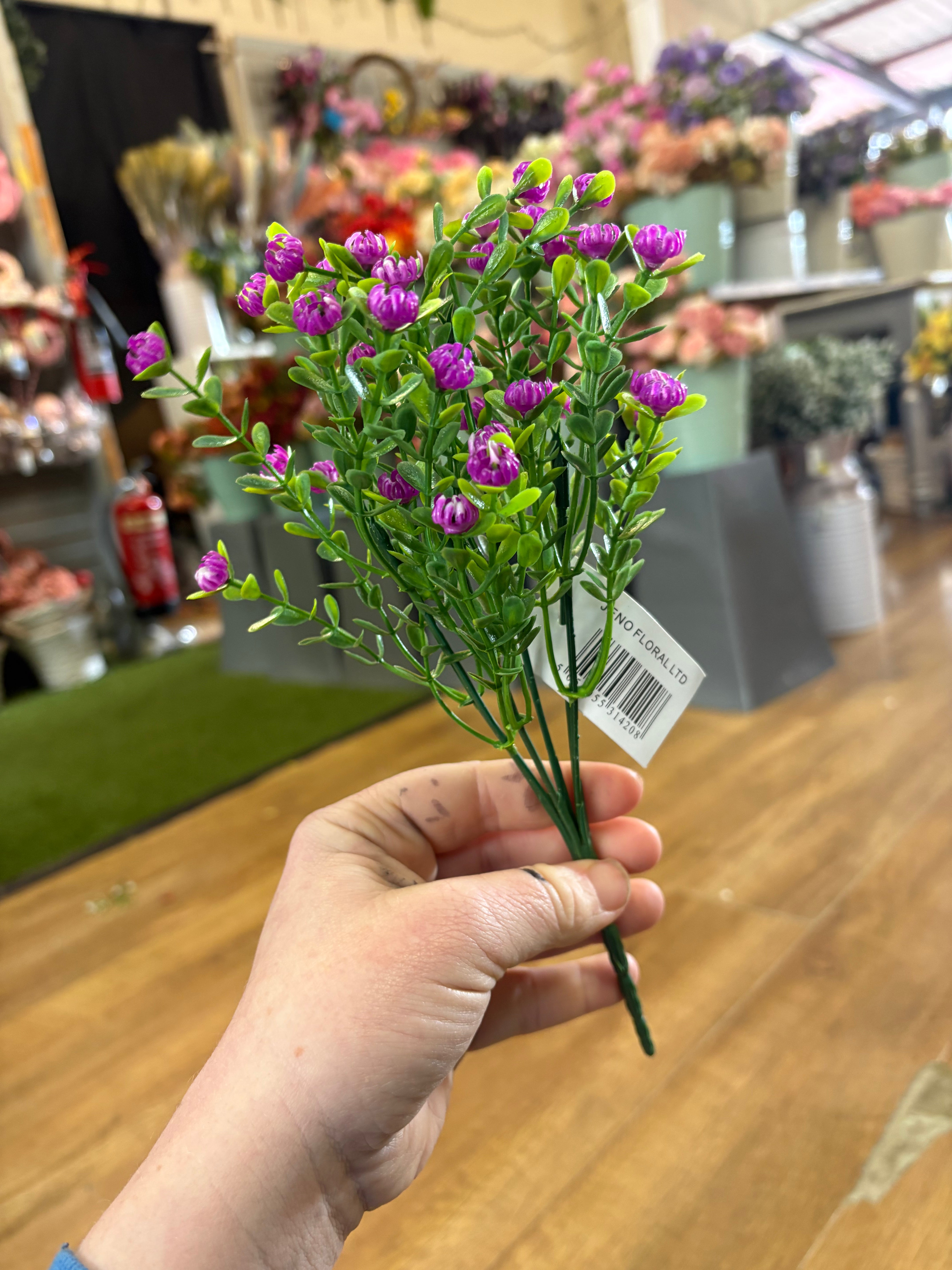 Plastic gypsophila bunch - 5 colours available