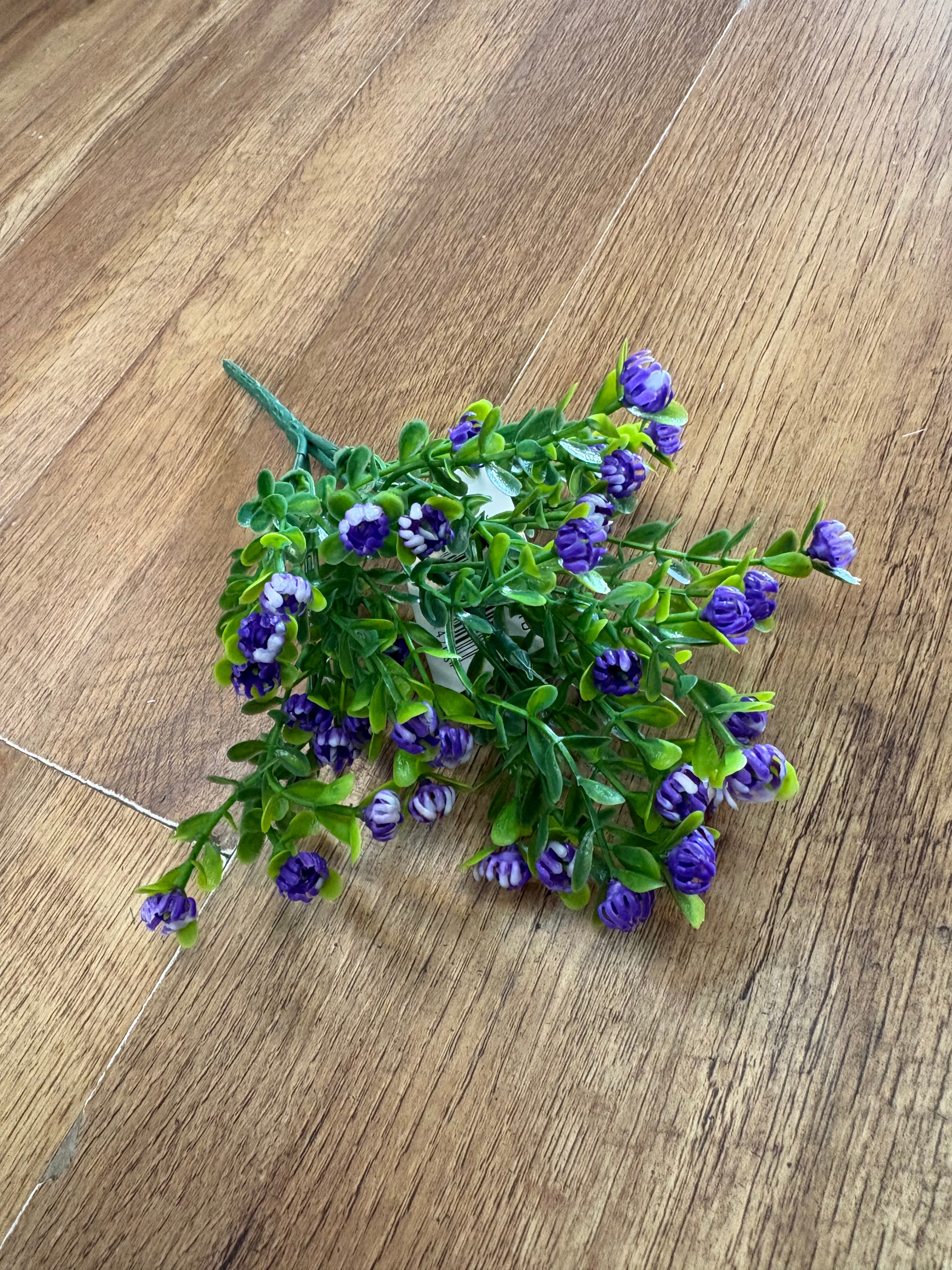 Plastic gypsophila bunch - 5 colours available
