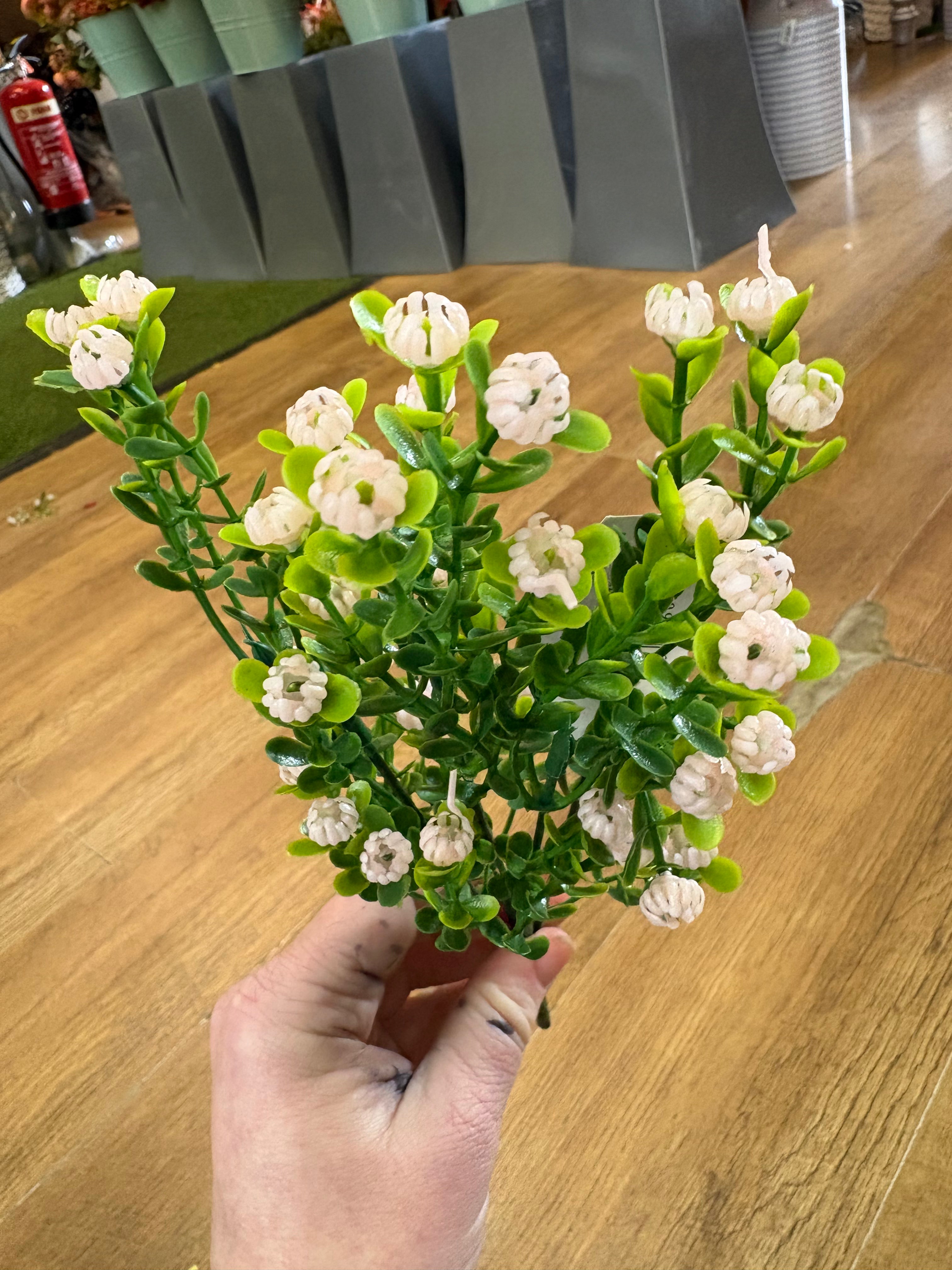 Plastic gypsophila bunch - 5 colours available