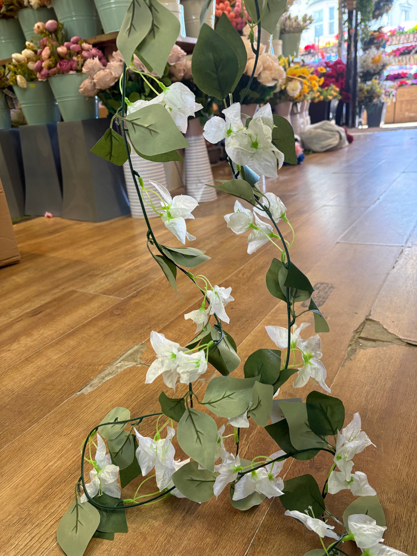 180cm white bougainvillea garland