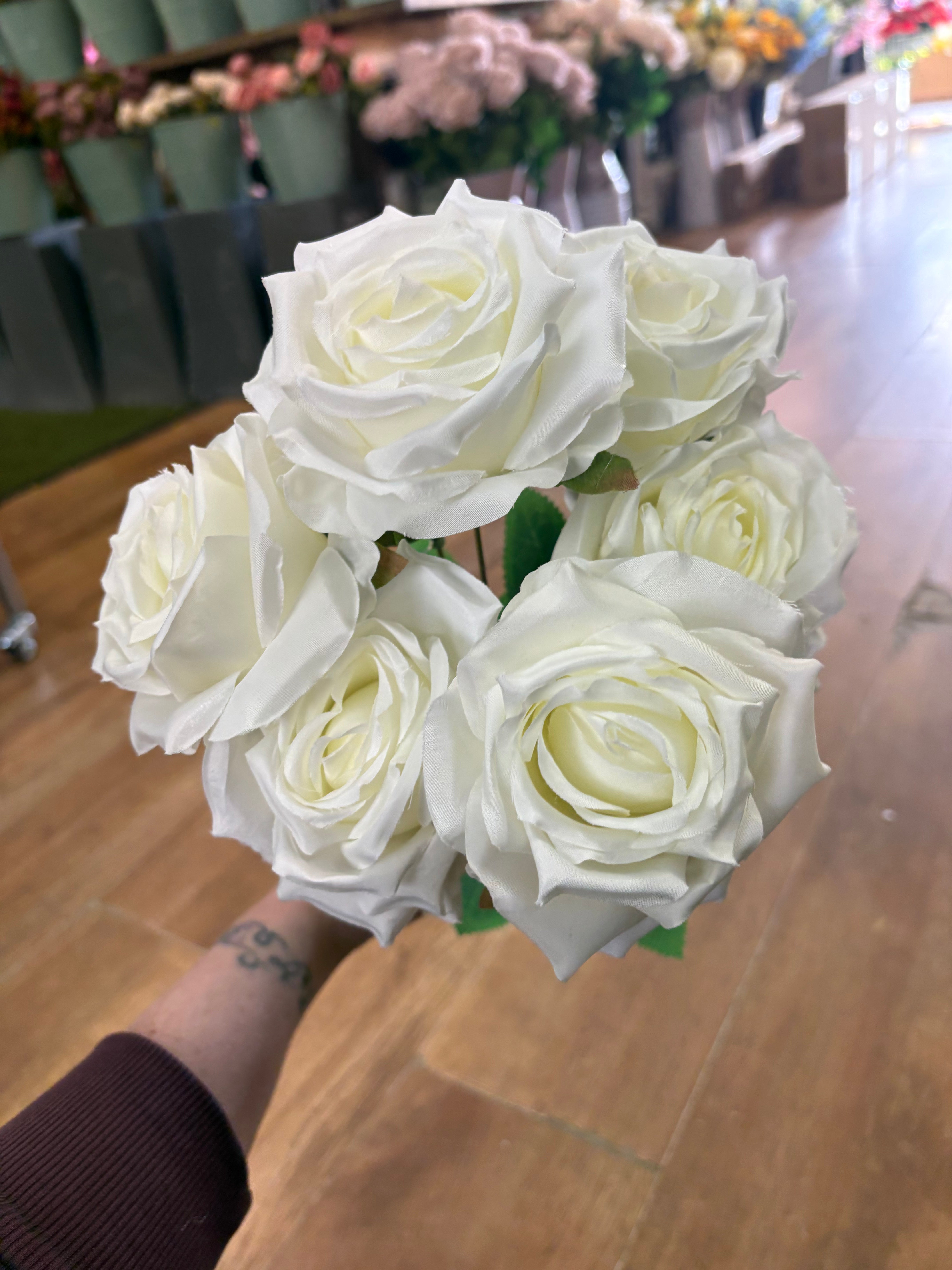 Ivory 7 headed open rose bouquet
