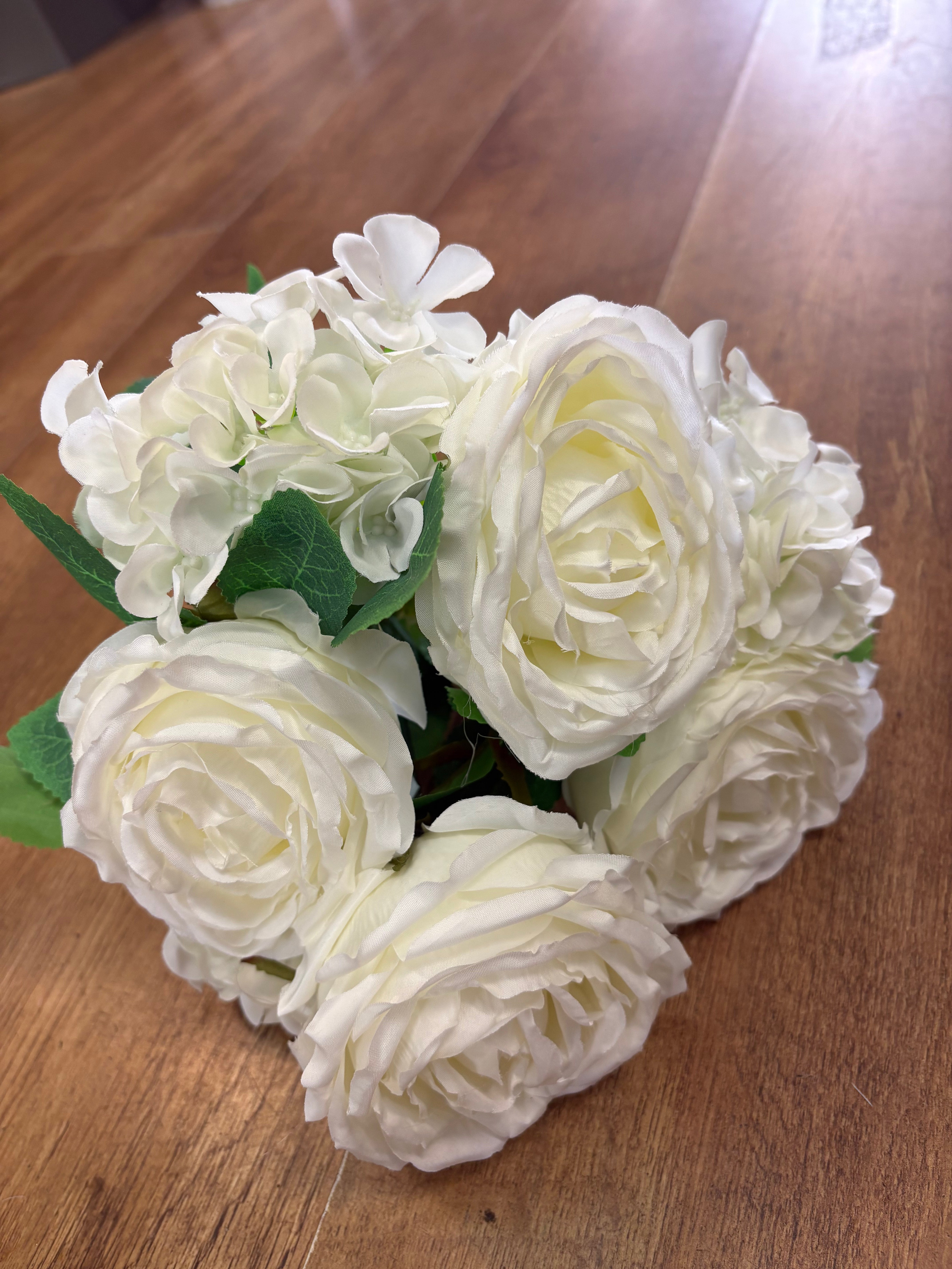 Ivory cabbage rose and hydrangea bouquet