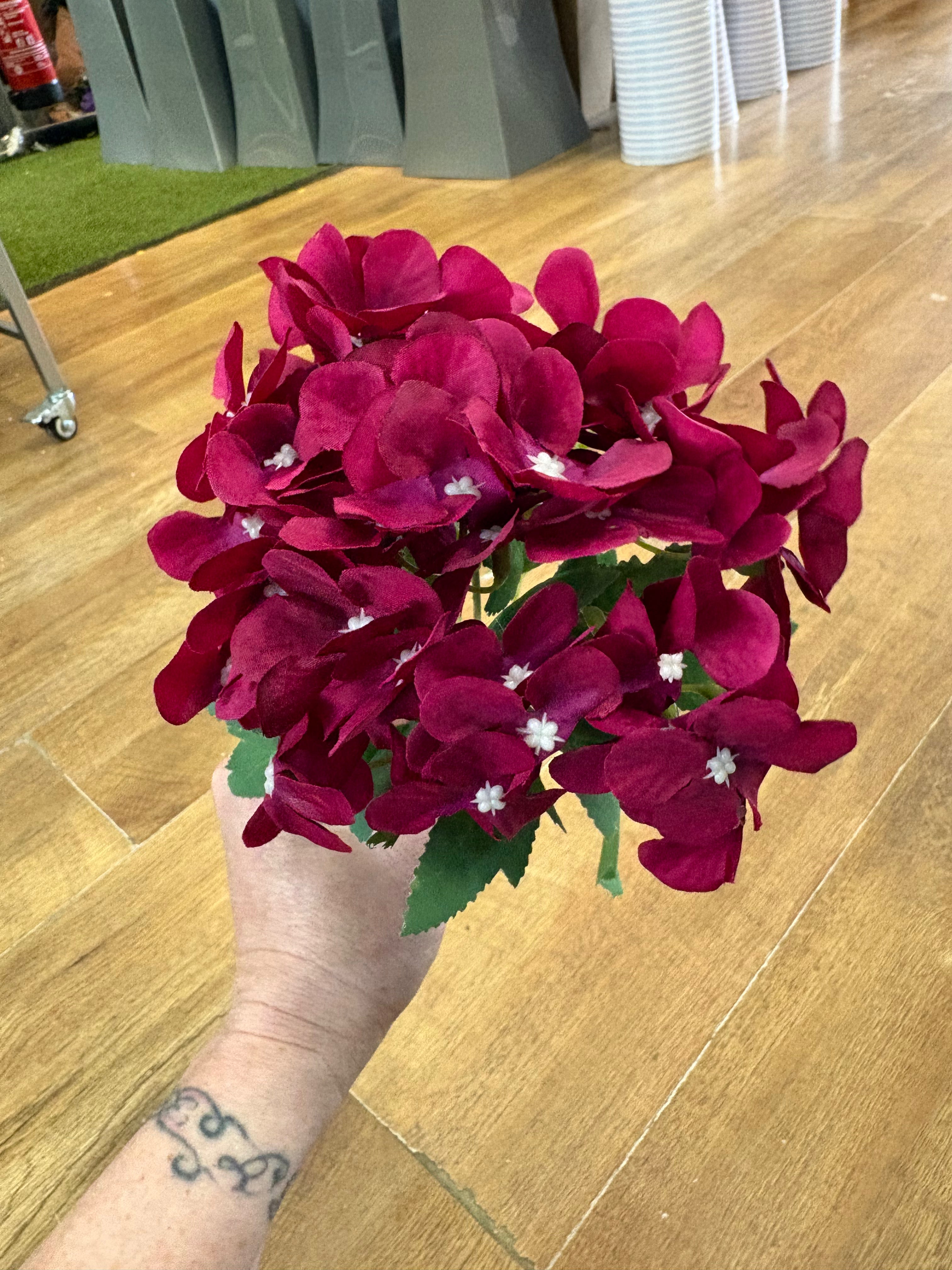 Small magenta hydrangea bunch